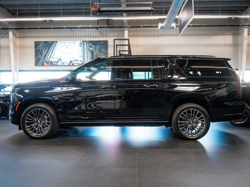 Cadillac Escalade, 6.2 ESV Sport Platinum 2025 - fotka 2