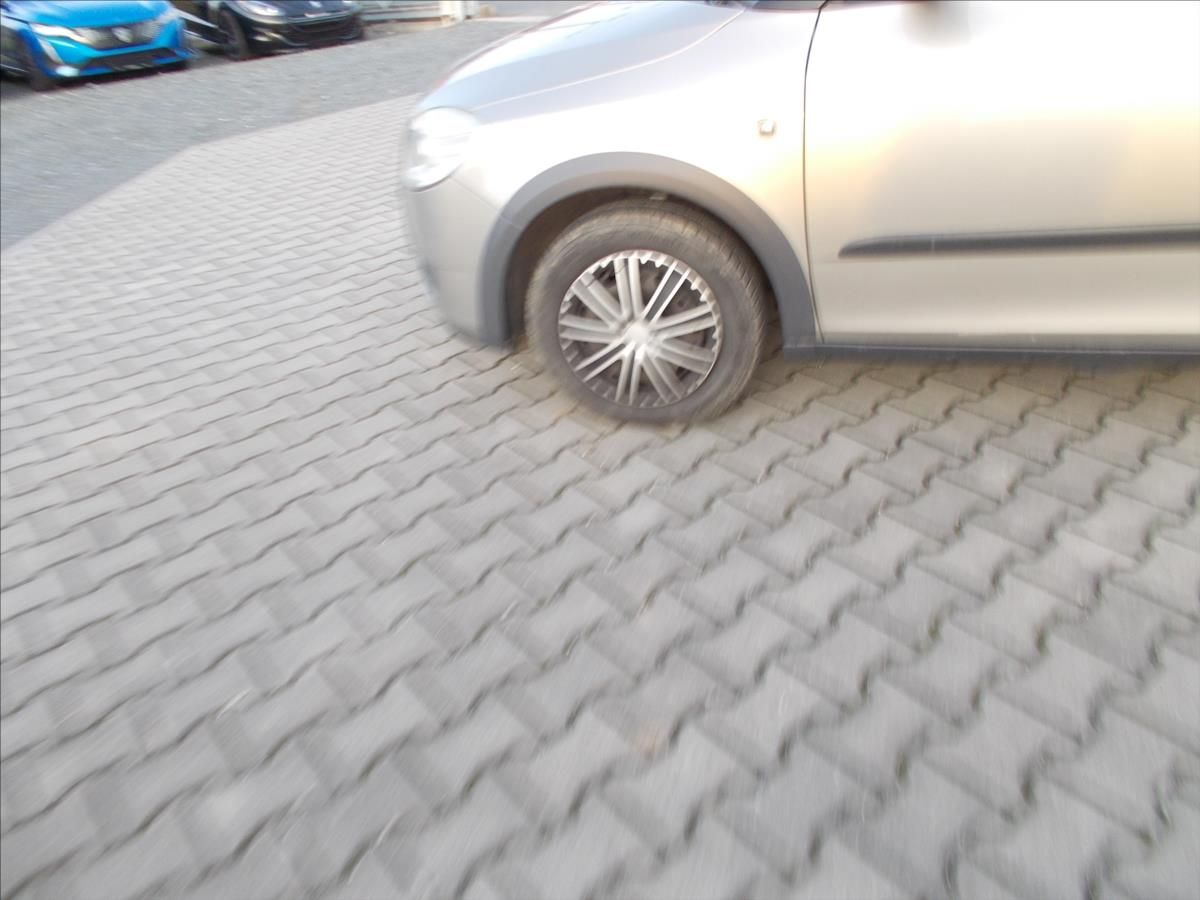 Škoda Fabia, 1,2 HTP ČR KLIMA OK  II - fotka 5