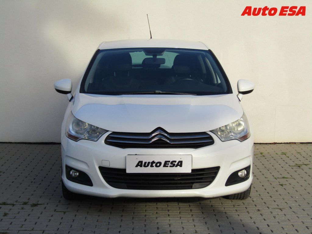 Citroën C4, 1.6HDi,ČR,AC,park.kamera - fotka 2