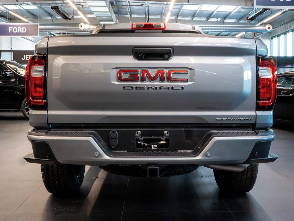 GMC Canyon, 2.7 Denali 4WD 2"Lift Head-up - fotka 3