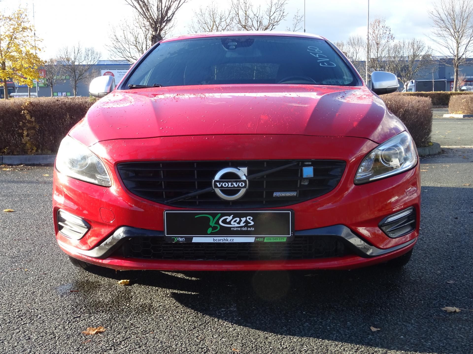 Volvo V60, R-design D4 Manuál - fotka 5