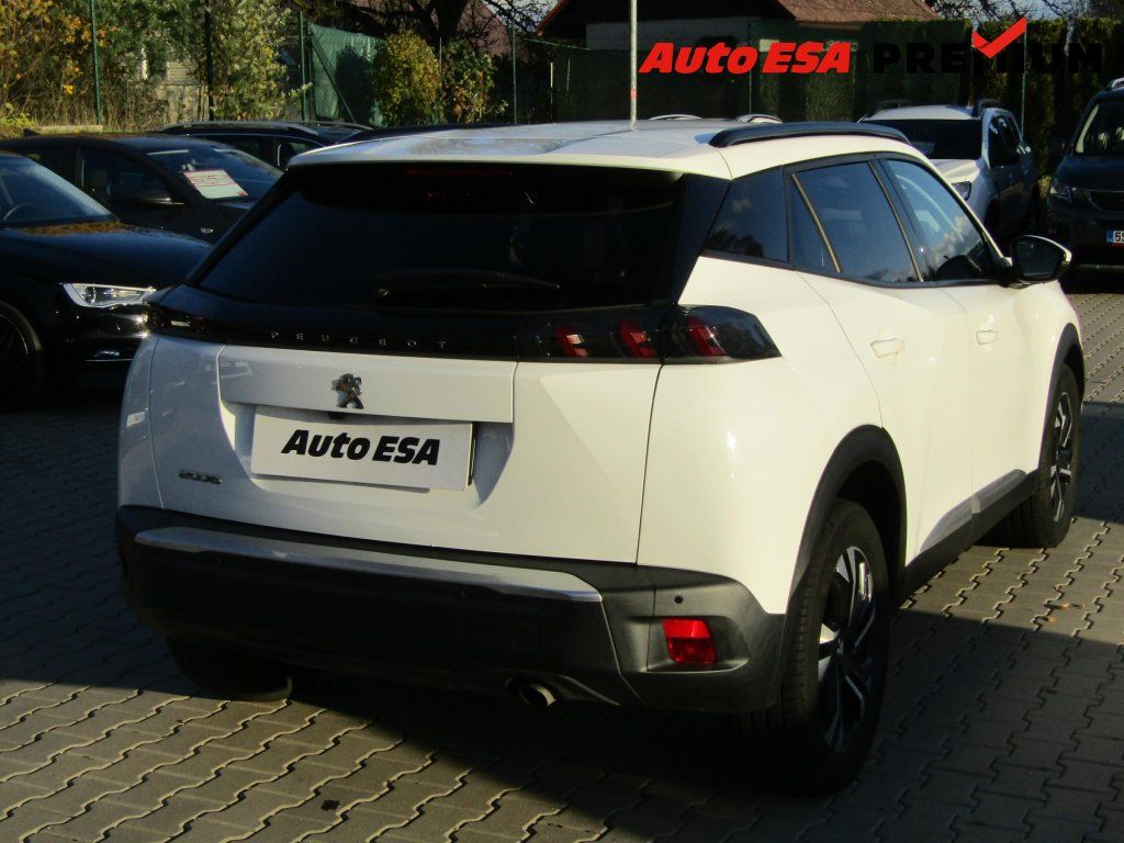 Peugeot 2008, 1.2i,ČR,LED - fotka 6