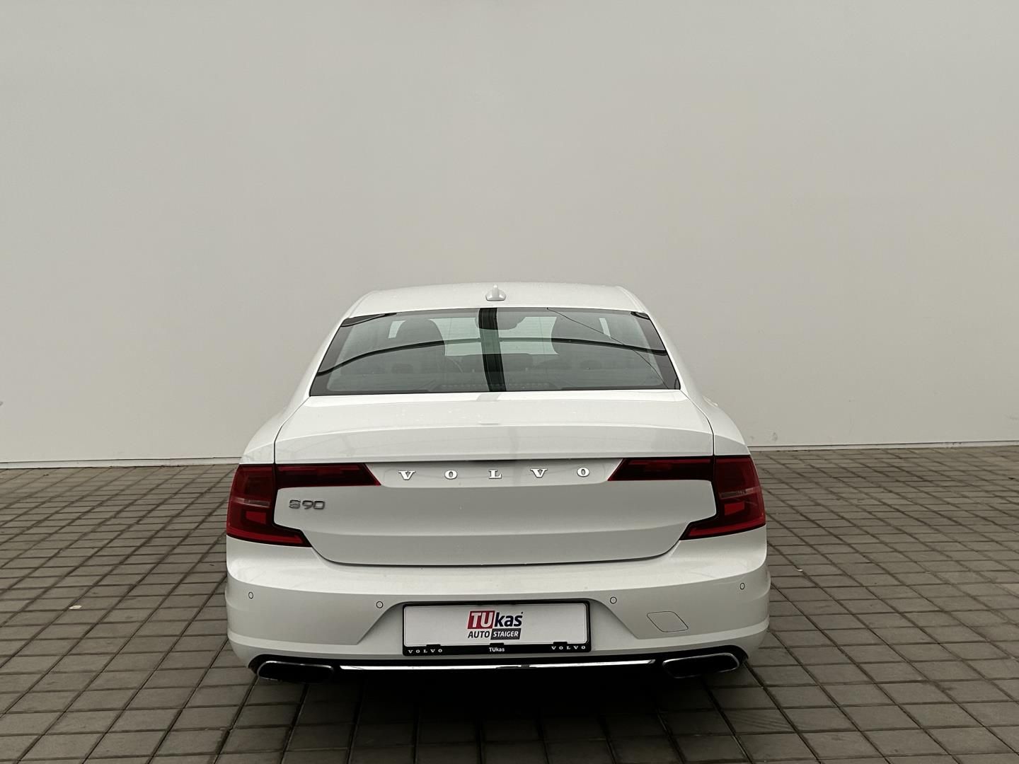Volvo S90, 2.0T6 236kW 4x4  Inscription - fotka 6