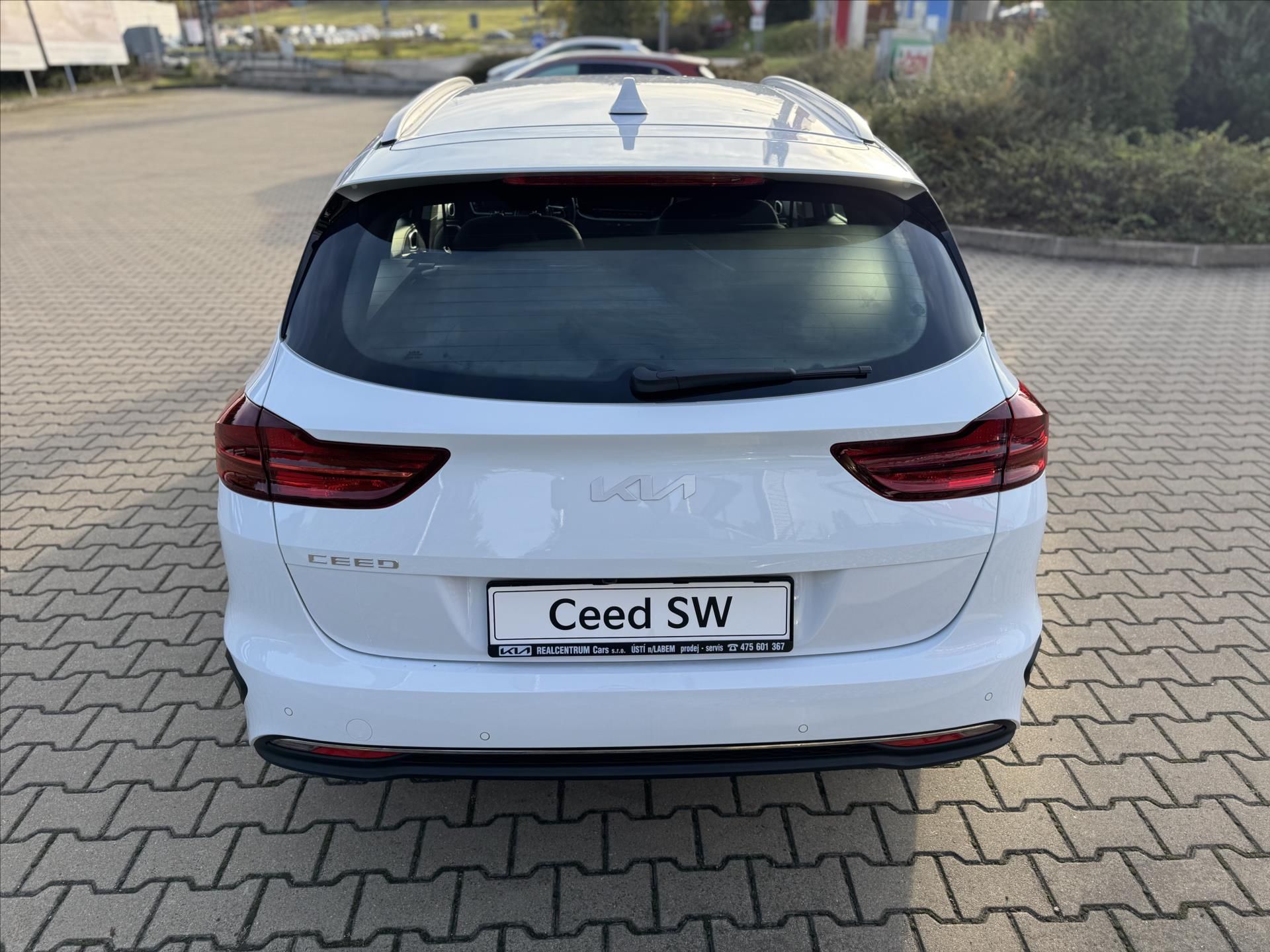 Kia Cee´d, 1,5 TGDi 7DCT SPIN DOPRODEJ  S - fotka 6