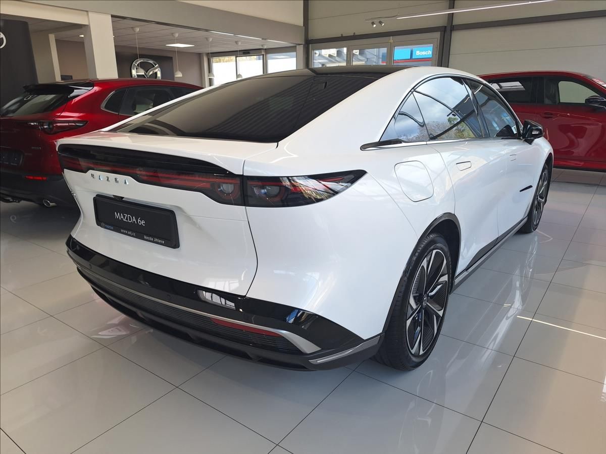 Mazda 6e, EV 258k 1AT RWD Takumi Plus - fotka 2