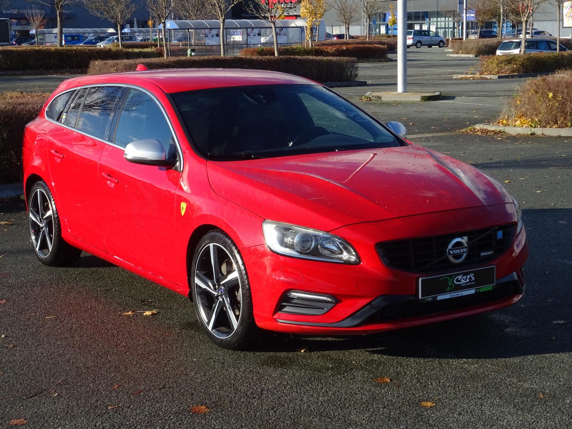 Volvo V60, R-design D4 Manuál - fotka 3