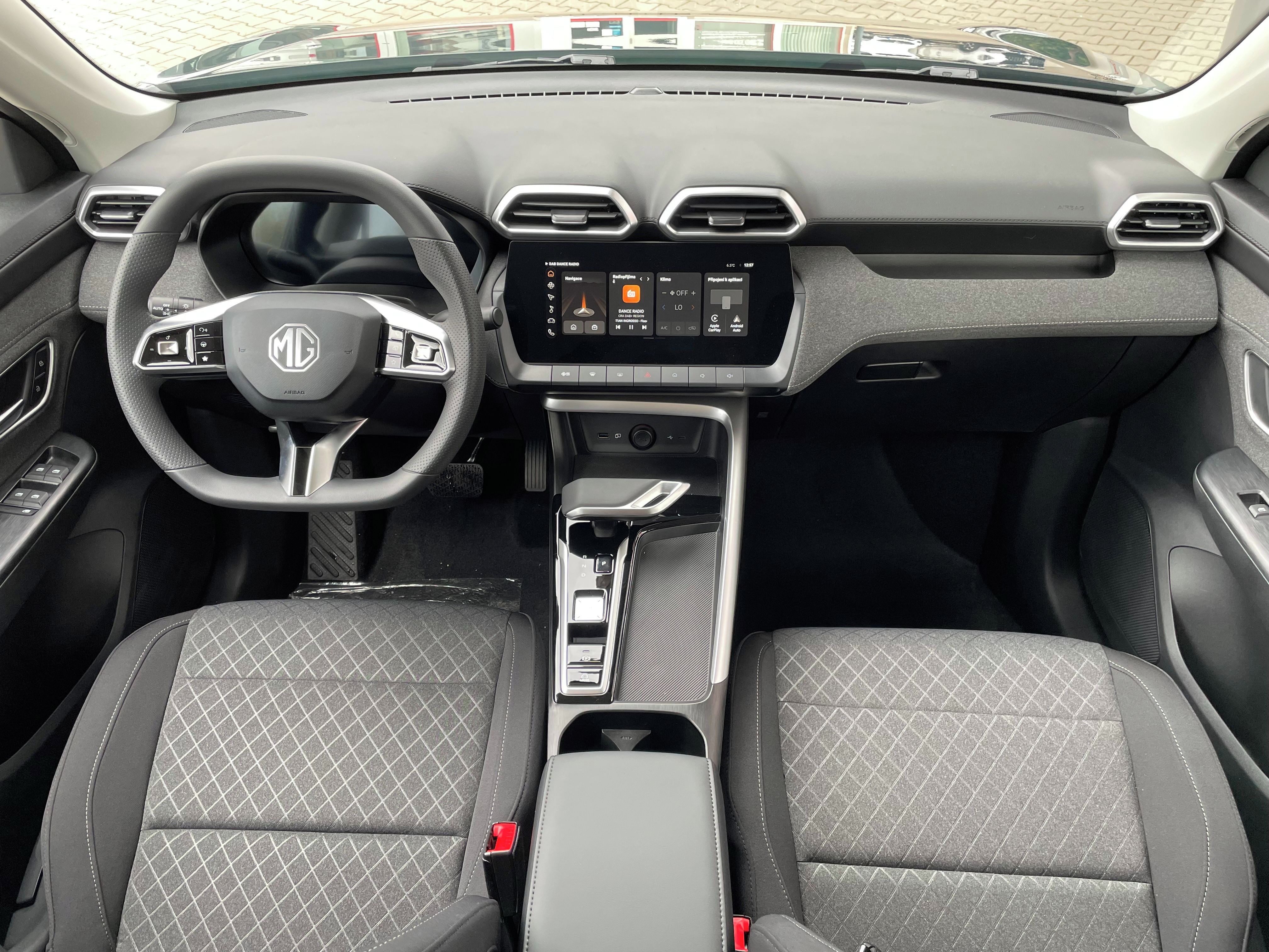 MG ZS, 1.5 HYBRID+ EMOTION - fotka 6