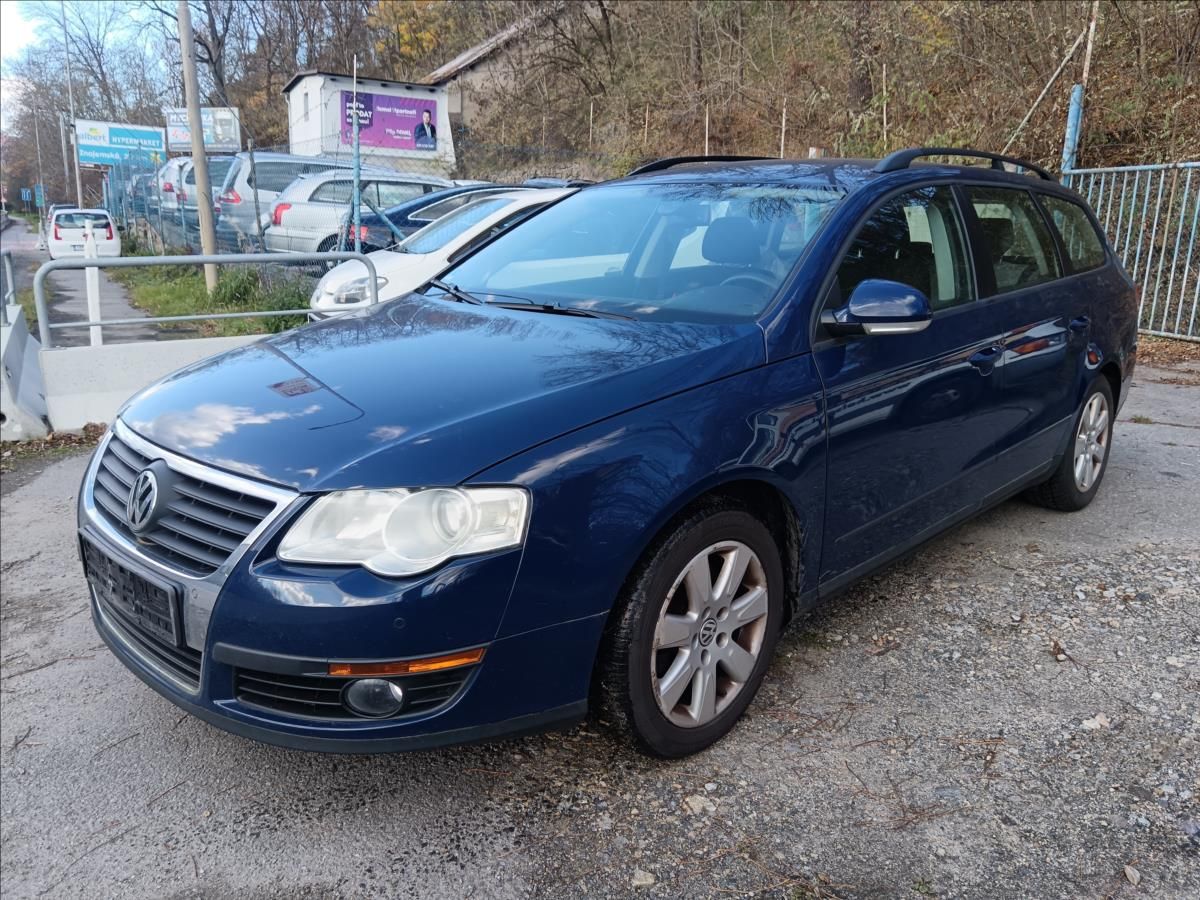Volkswagen Passat Variant, 2,0 TDi CR Trendline - fotka 4