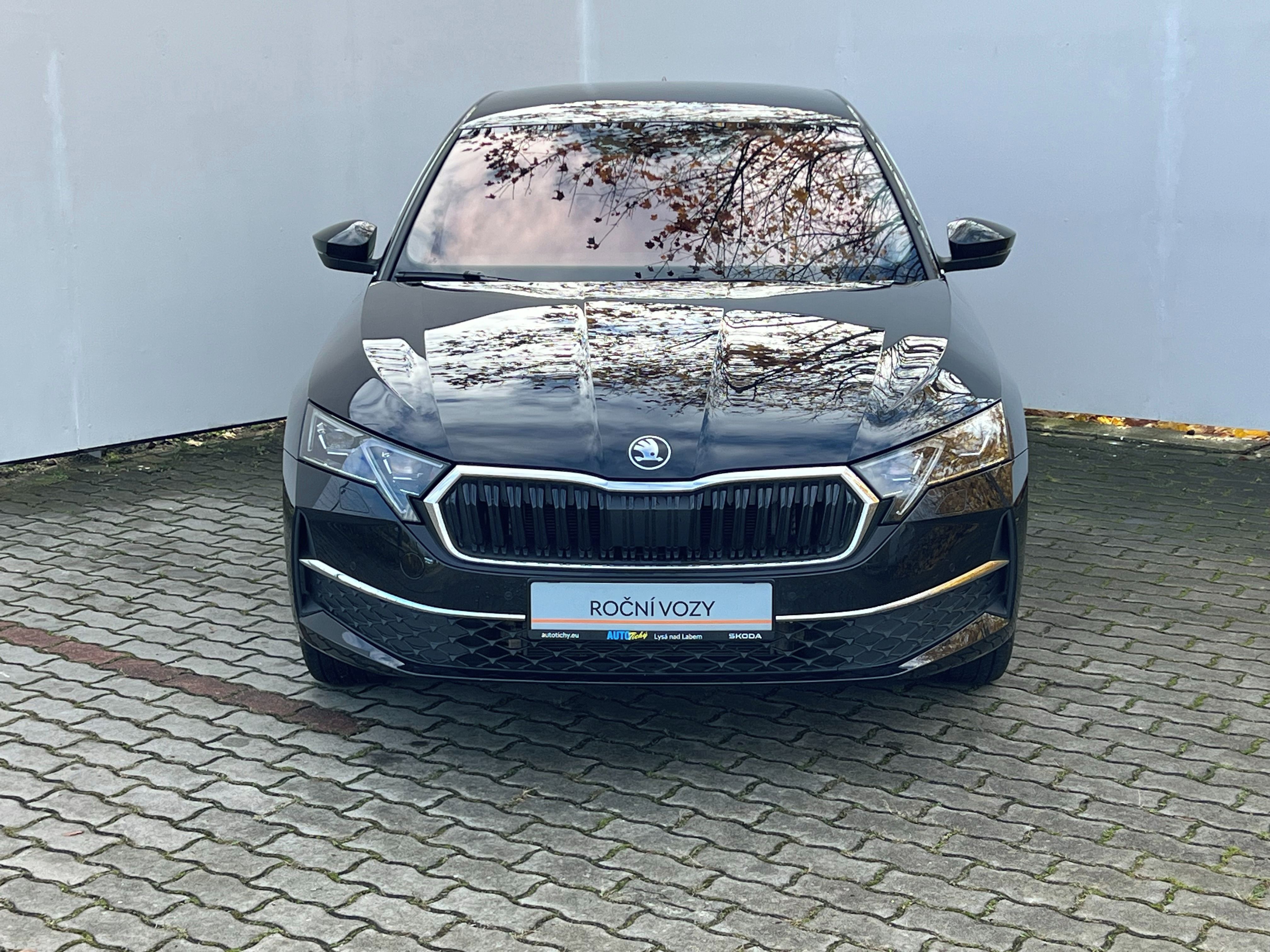 Škoda Octavia, 1,5 TSI / 110 kW Top Selection - fotka 2