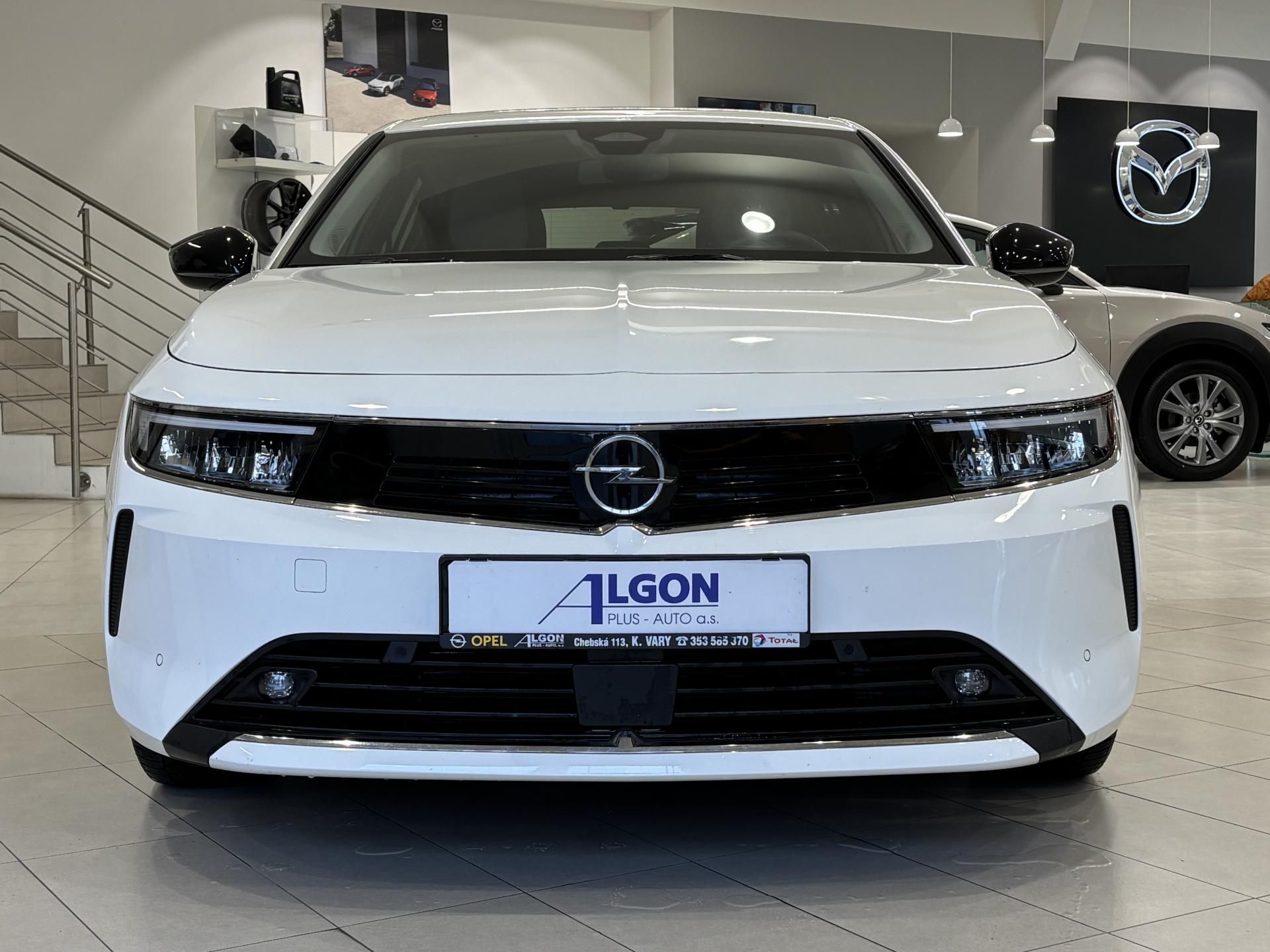 Opel Astra, 1.2 TURBO Edition - fotka 2