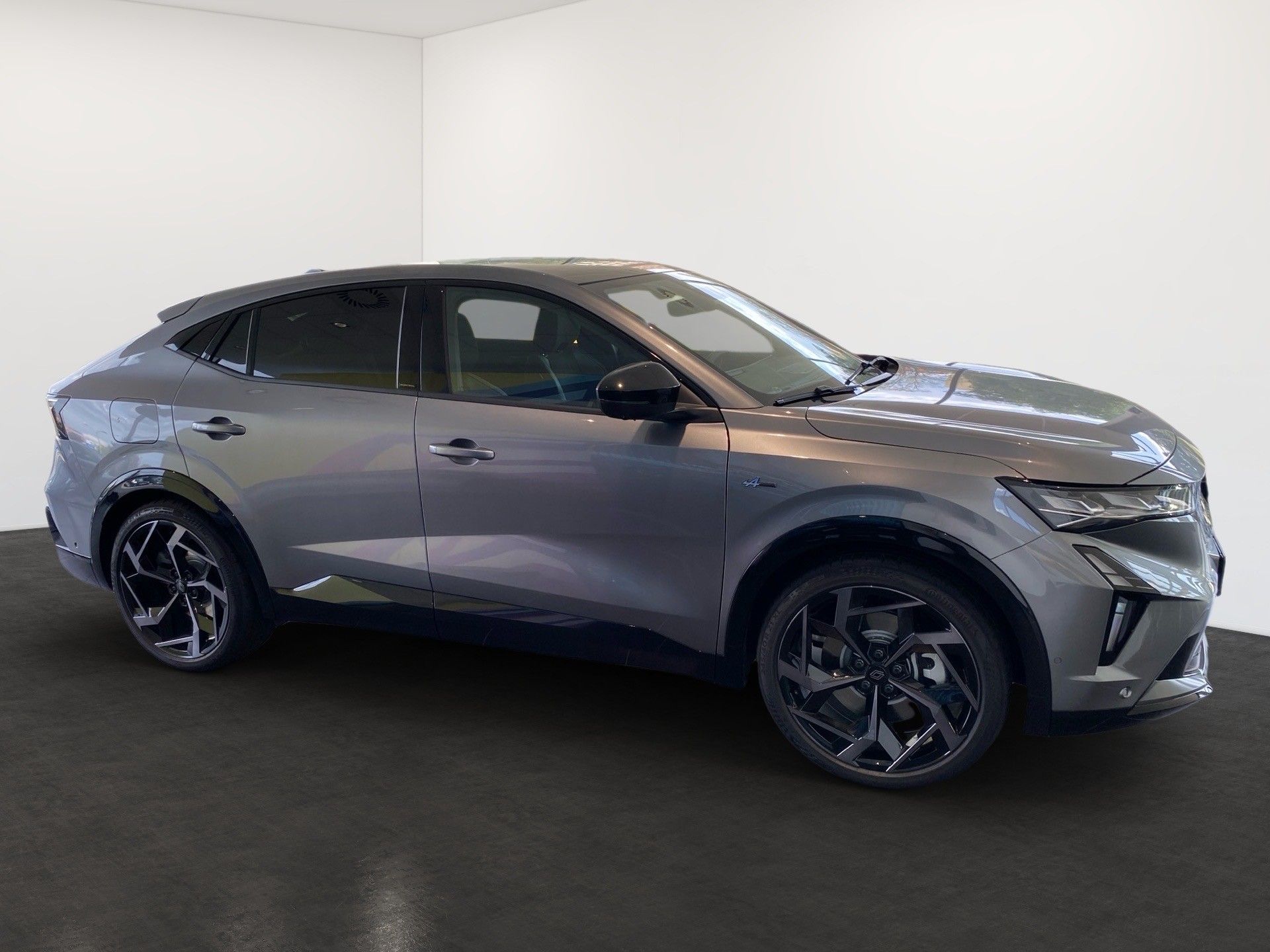 Renault Rafale, atelier Alpine E-Tech 4x4 300 - fotka 3