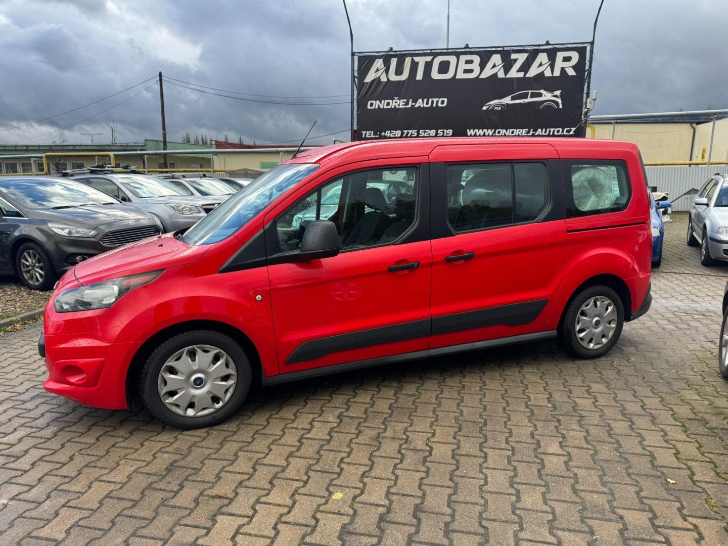 Ford Tourneo Connect, 1,5D 88 KW BEZ AD BLUE DPH - fotka 3