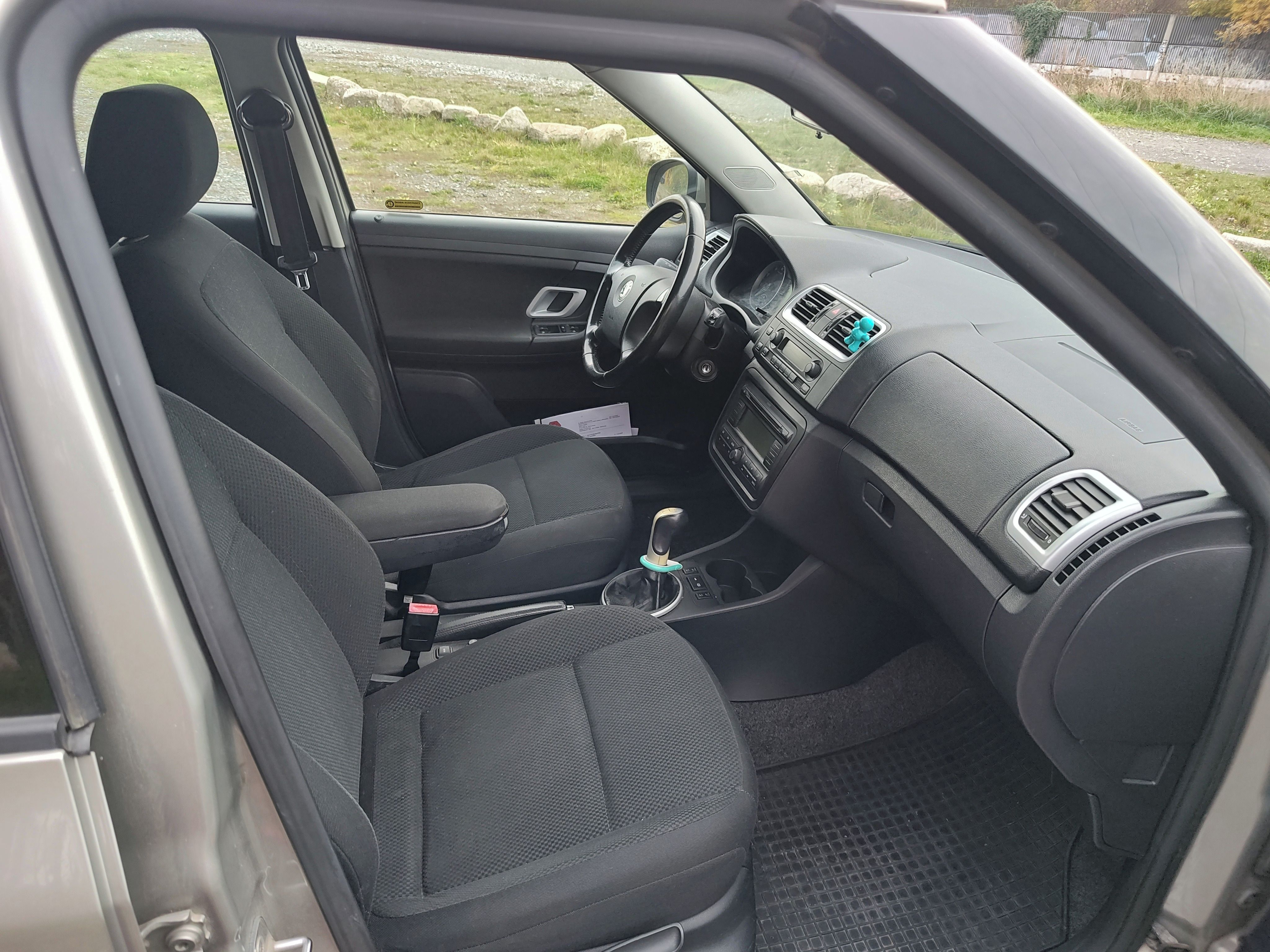 Škoda Fabia, 1,2 51 KW CZ původ - fotka 6