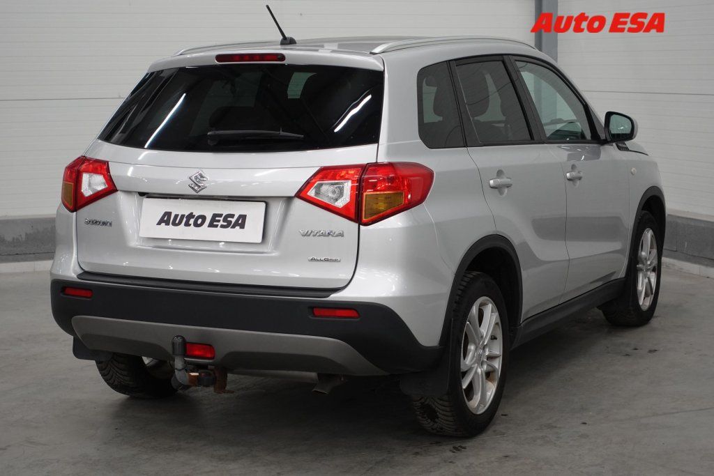 Suzuki Vitara, 1.6 DDiS 4x4,AC,TZ,navi - fotka 4