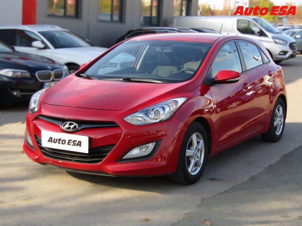 Hyundai i30, 1.6GDi,2.maj,ČR,Trikolor - fotka 3
