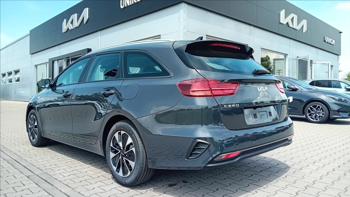 Kia Cee´d, 1,5 SW T-GDi 7DCT SPIN - fotka 6