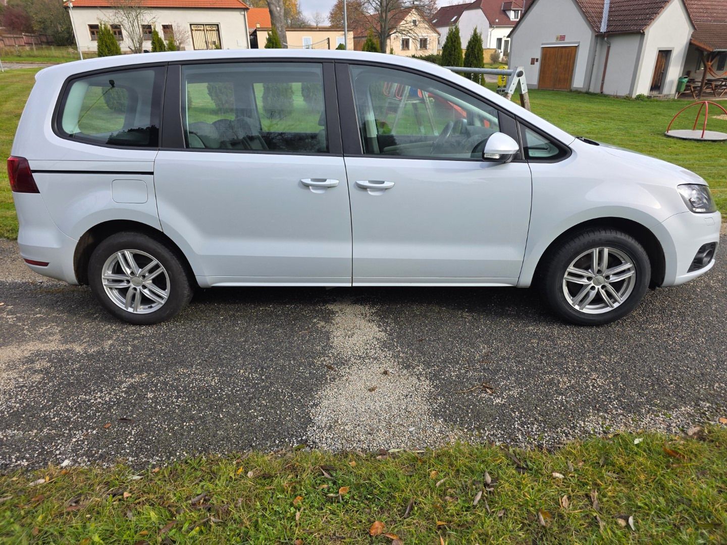 Seat Alhambra, 2.0 TDI 110kW DSG Business DPH - fotka 4