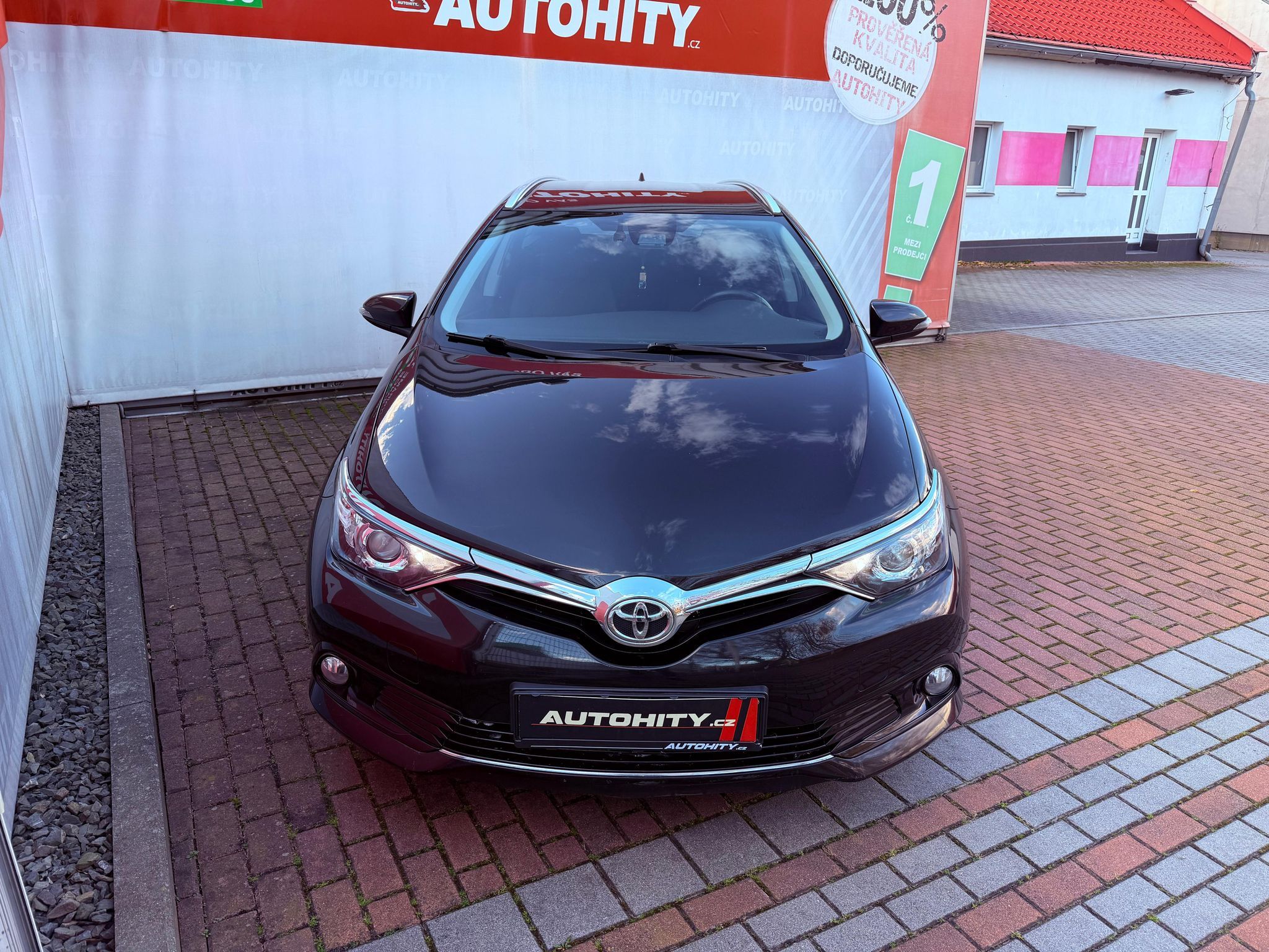 Toyota Auris, Touring 1.2 Turbo Aut. - fotka 2