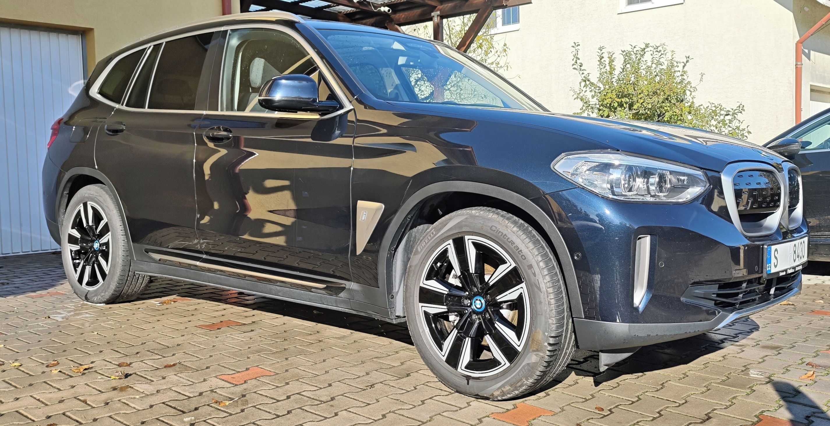 BMW iX3, 80 kWh 210 kW tažné, perfektní - fotka 5