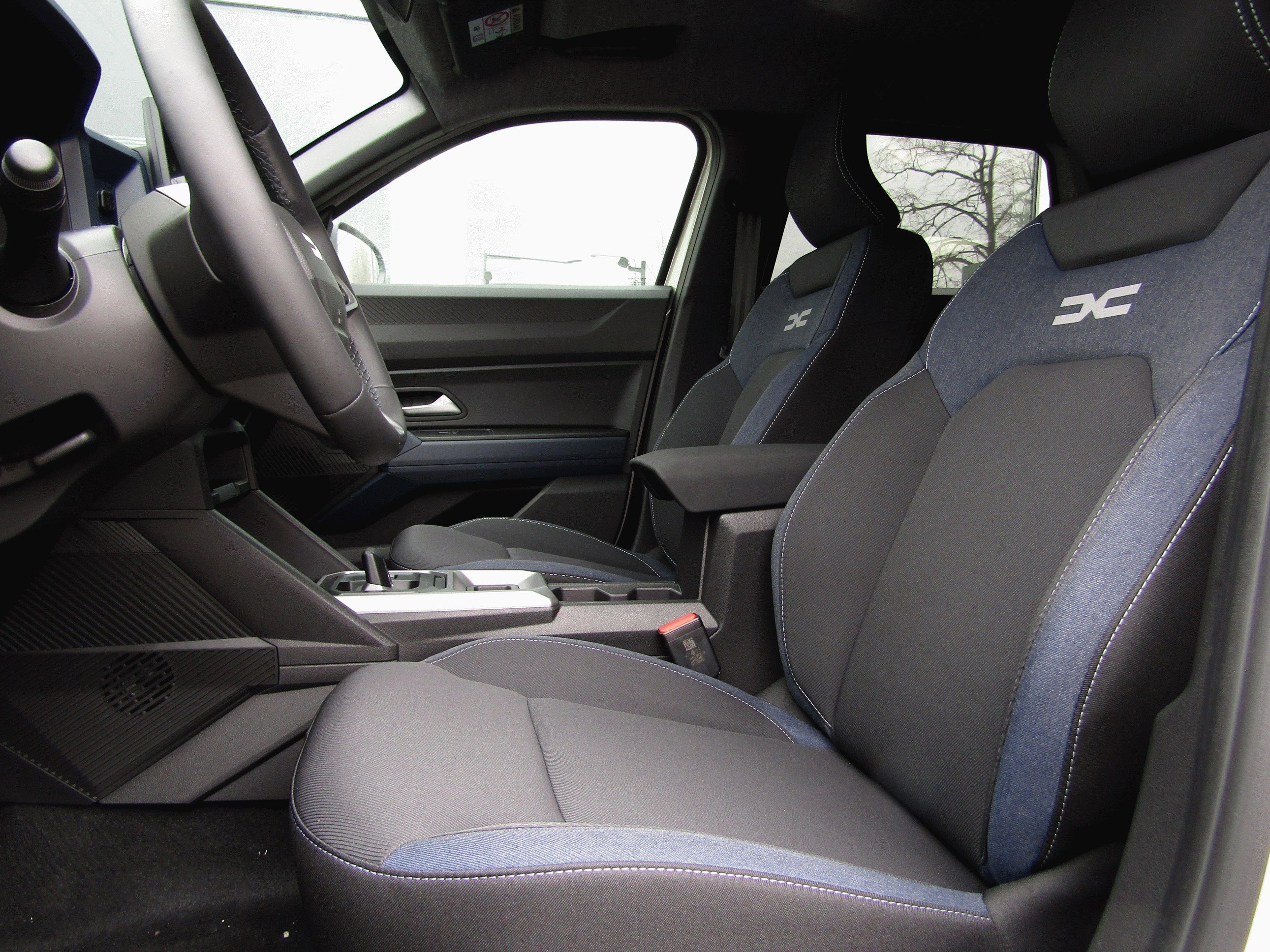 Dacia Duster, Hybrid 140 Journey - fotka 5