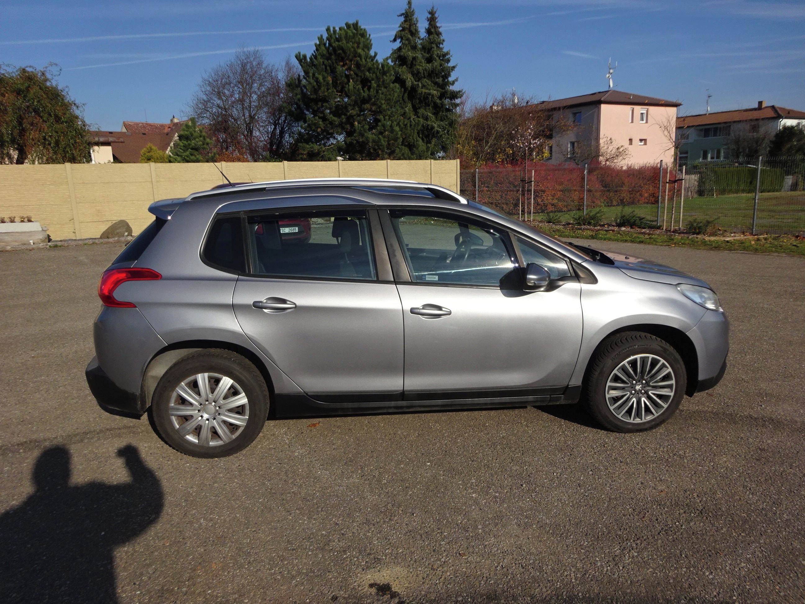 Peugeot 2008, 1.4 HDI (50 KW) Koupeno v ČR - fotka 3