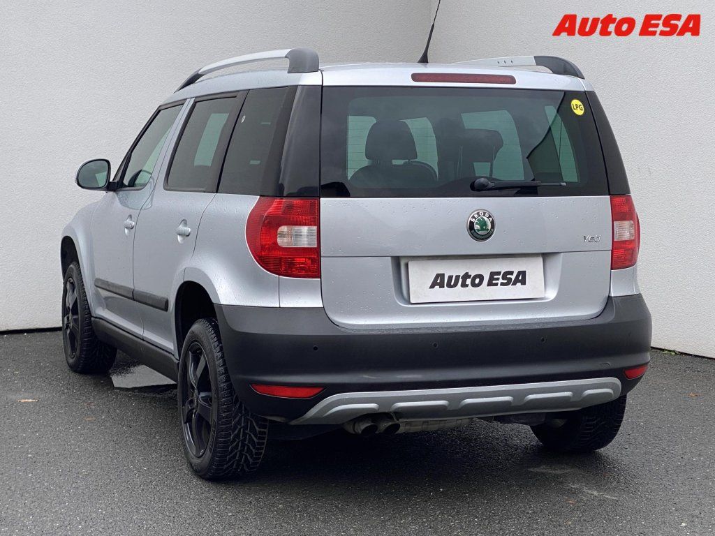 Škoda Yeti, 1.2 TSi,Ambition - fotka 6