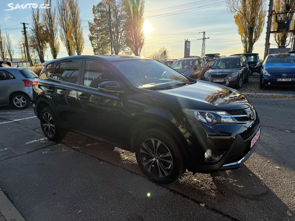 Toyota Rav4, fotka 8