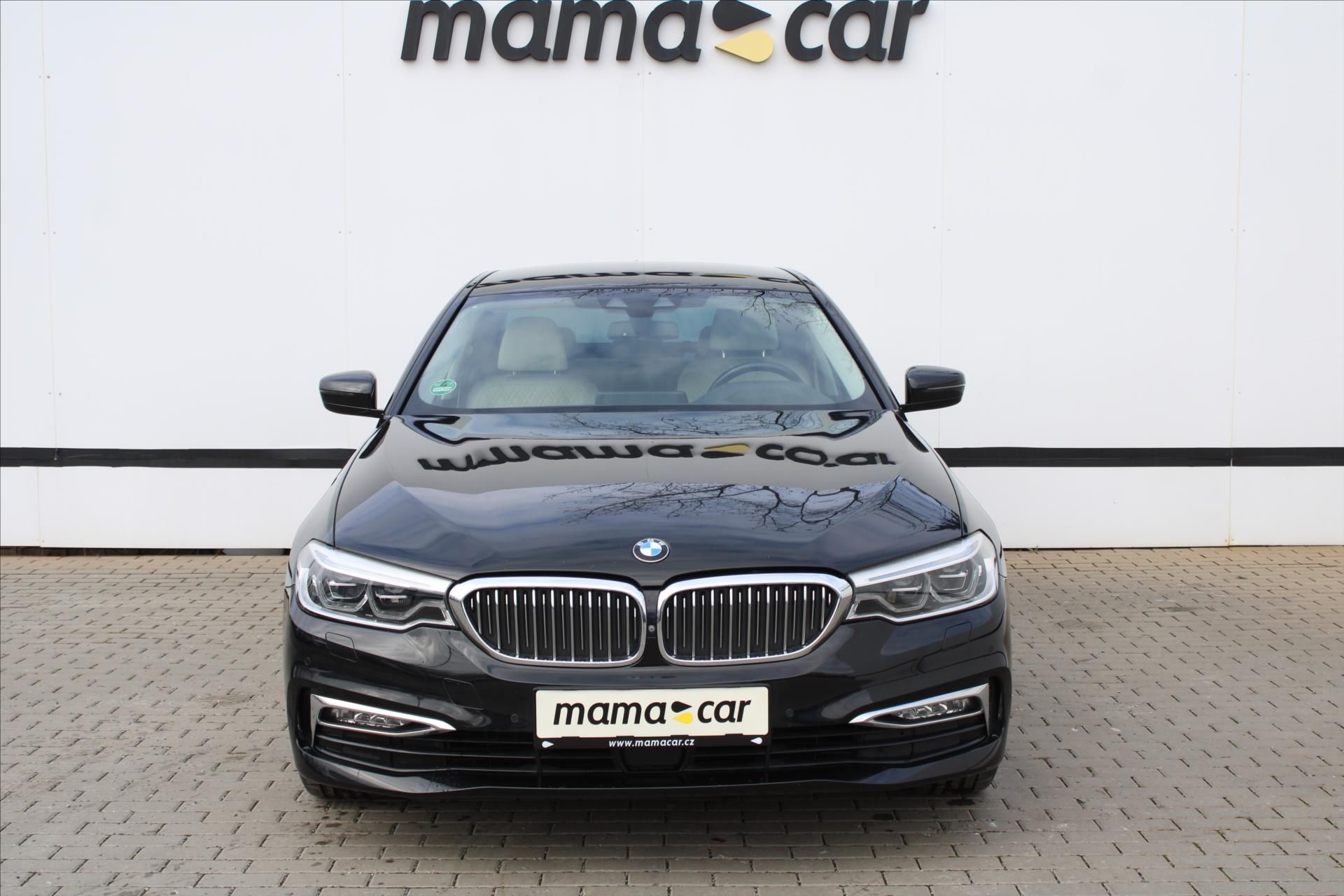 BMW Řada 5, 540i xDrive 250kW LUXURY ČR - fotka 2