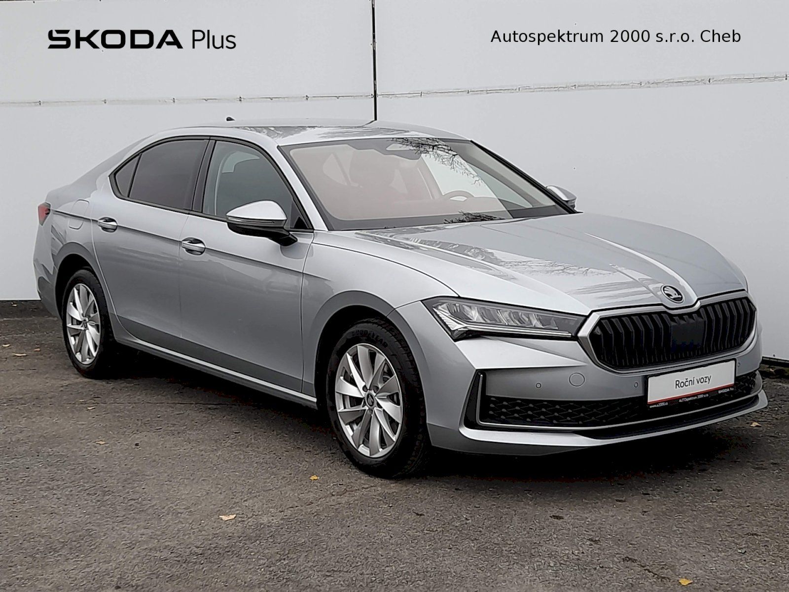 Škoda Superb, iV Selection 1.5 TSI 110kW 6AP - fotka 6