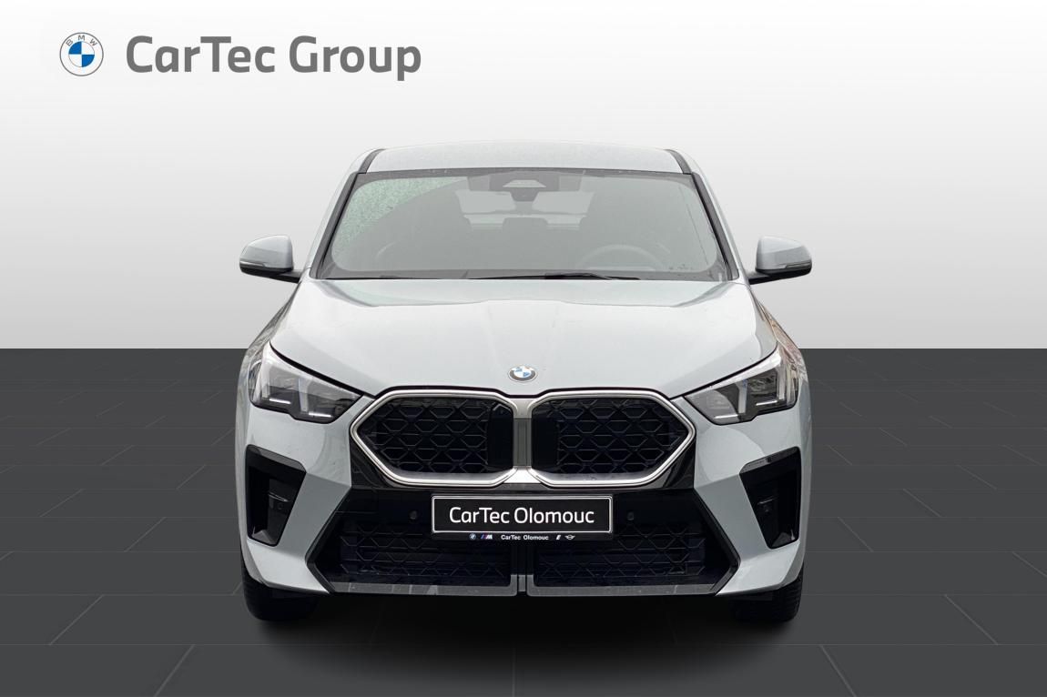 BMW X2, xDrive20d - fotka 2