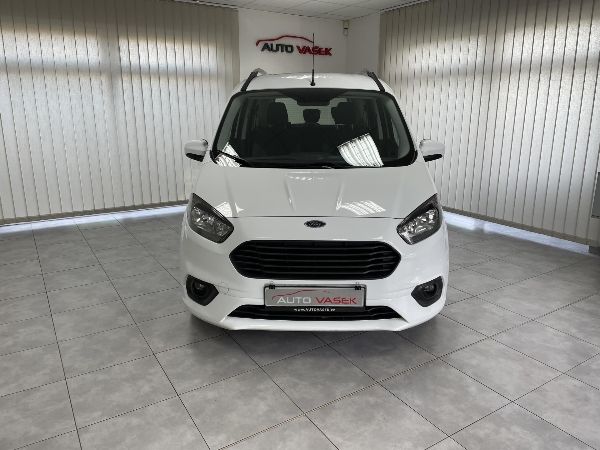 Ford Tourneo Courier, 1.5 TDCi  ČR  1.MAJ. SERVISKA - fotka 4