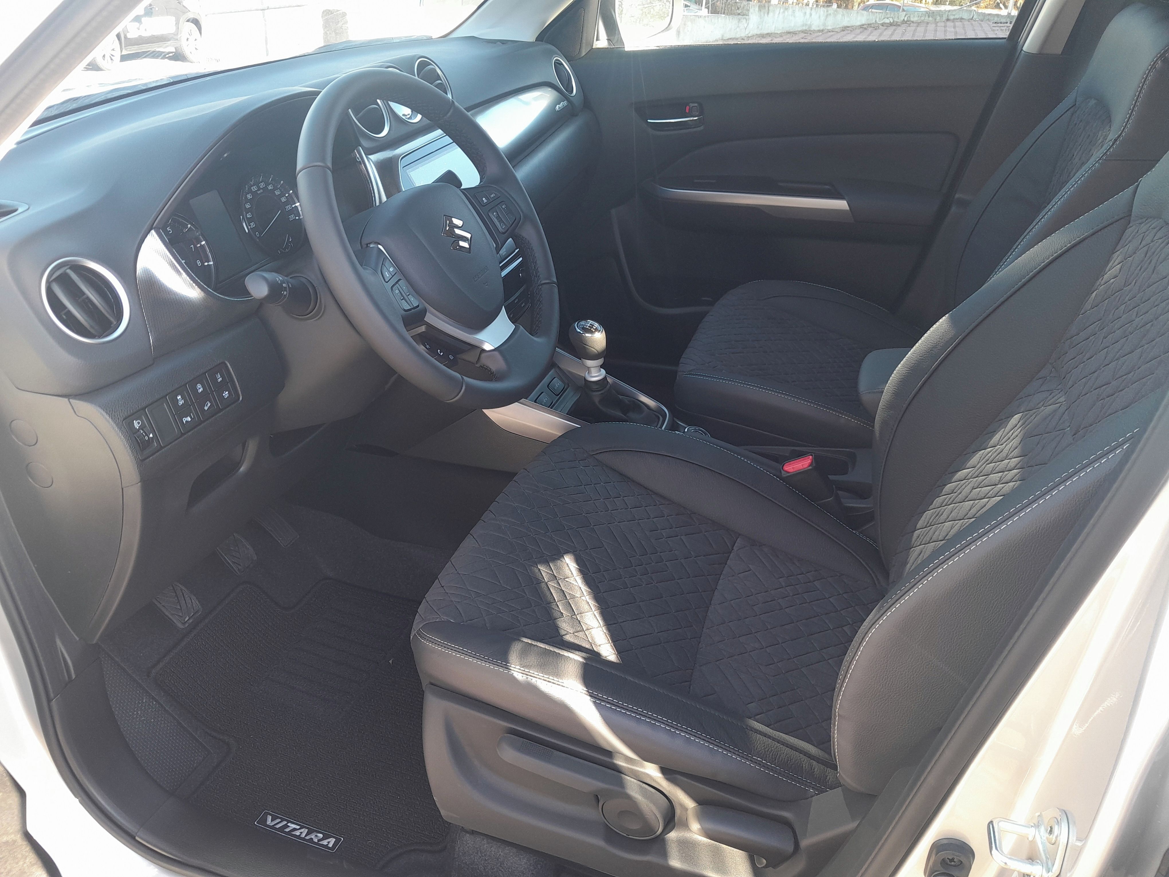 Suzuki Vitara, 1,4 ELEGANCE 4x4 - fotka 5