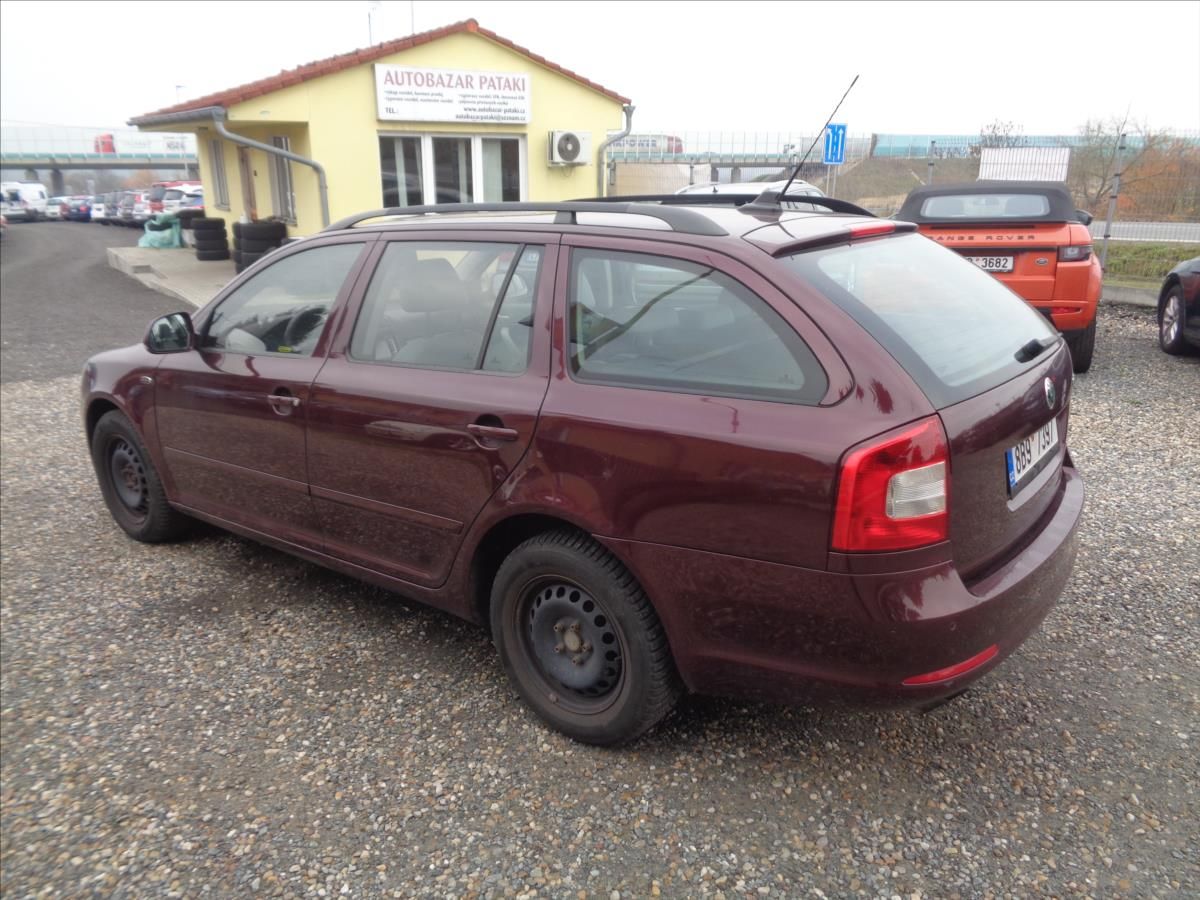 Škoda Octavia, 2,0 Laurin Klement - fotka 5