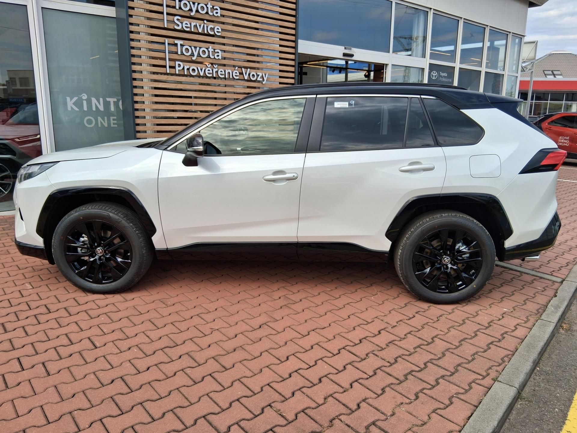 Toyota Rav4, 2,5 HEV 4X2 SELECTION - fotka 4