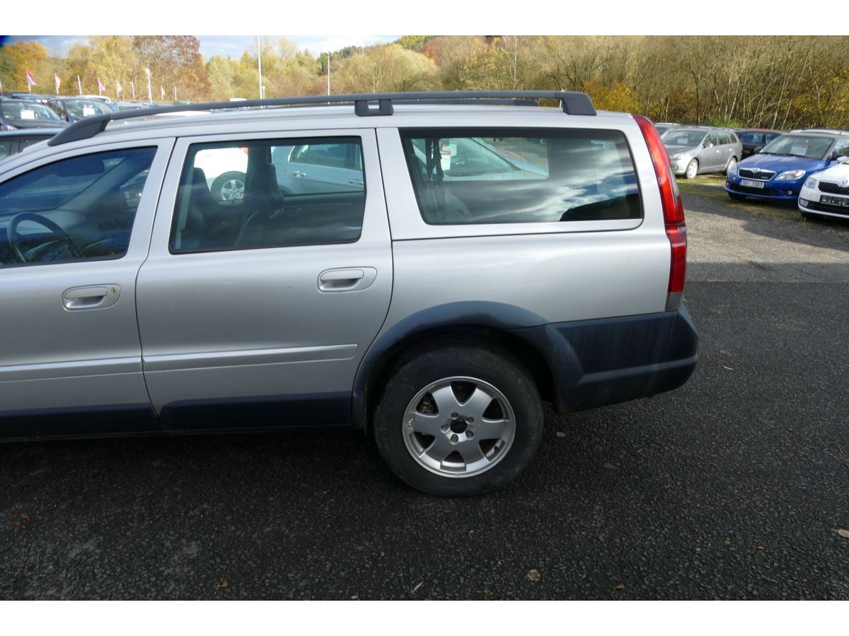 Volvo XC70, 2,4 120KW 4X4 AUTOMAT - fotka 6