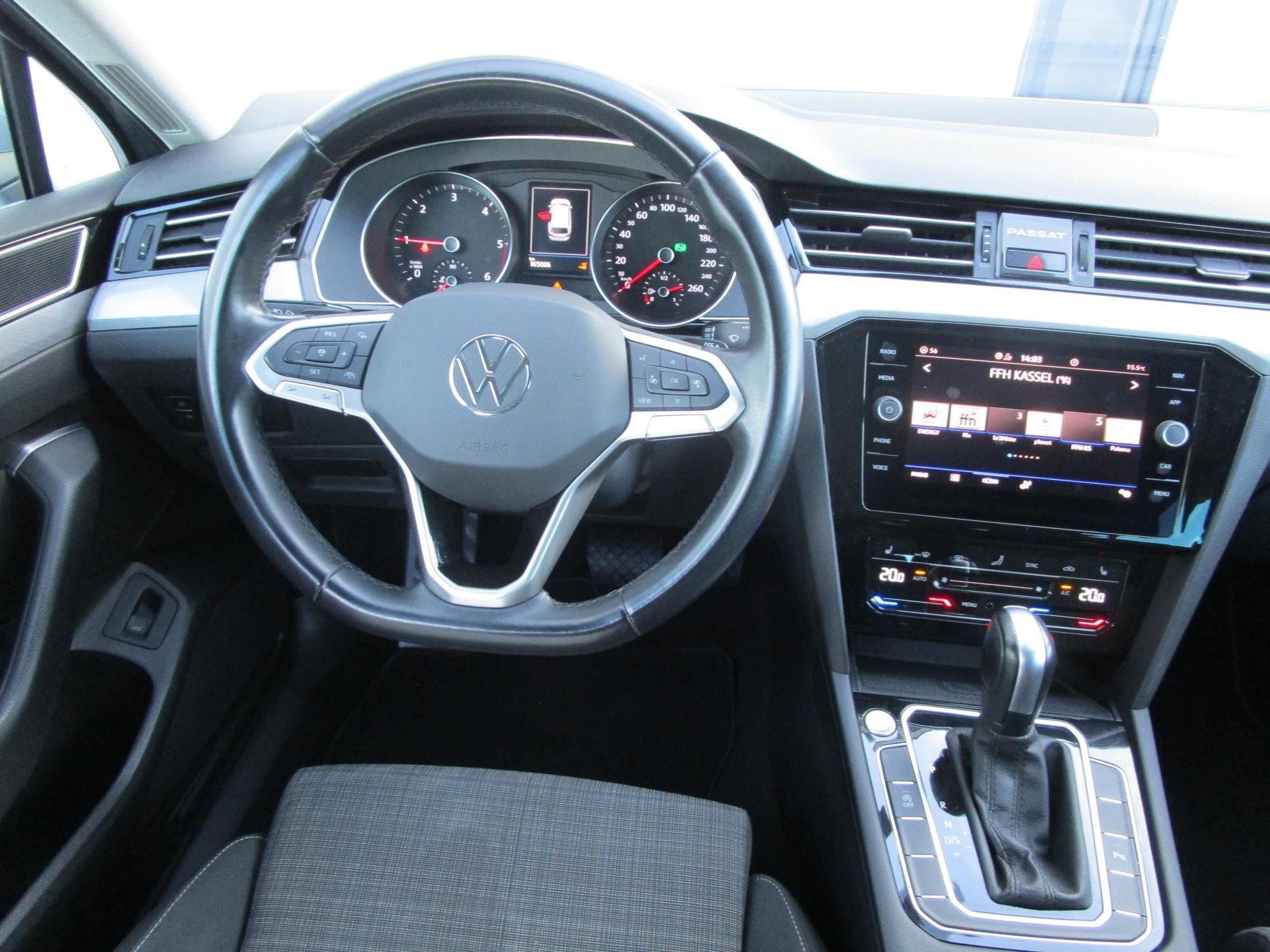 Volkswagen Passat, 2.0 TDi  DSG Business Premium - fotka 5
