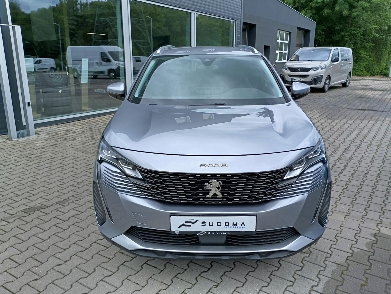 Peugeot 5008, ALLURE PACK PureTech 130 EAT8 - fotka 2