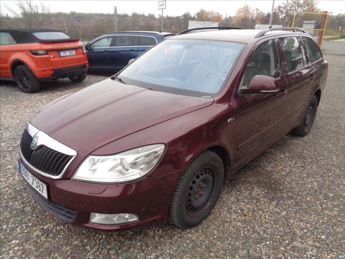 Škoda Octavia, 2,0 Laurin Klement - fotka 3