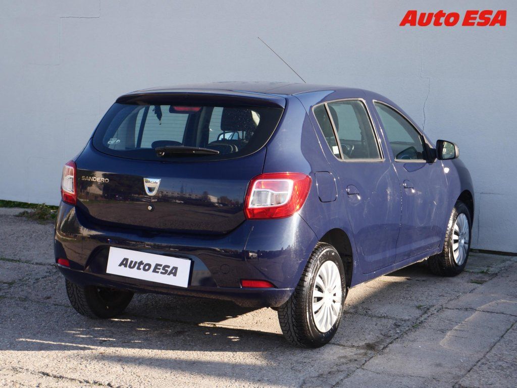 Dacia Sandero, 1.2i,1.maj,ČR,AC - fotka 6