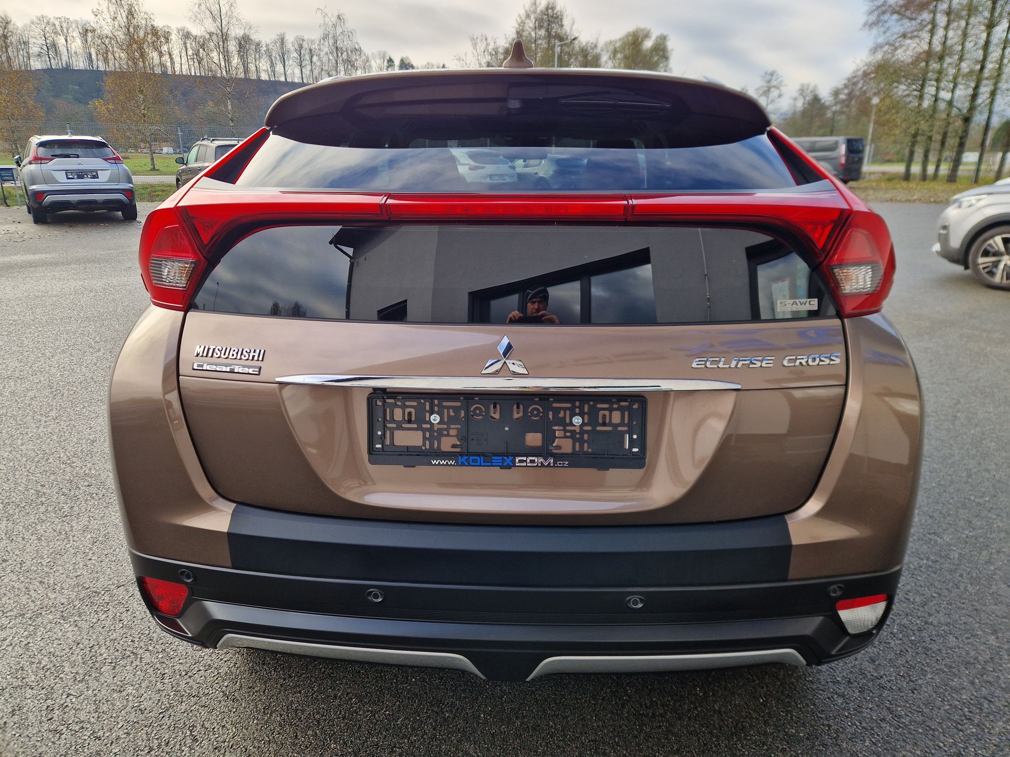 Mitsubishi Eclipse Cross, 1.5 MIVEC 4x4, automat - fotka 3