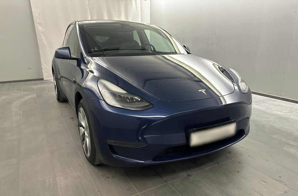 Tesla Model Y, MY23, EAP, Long Range, 90% SoH - fotka 3