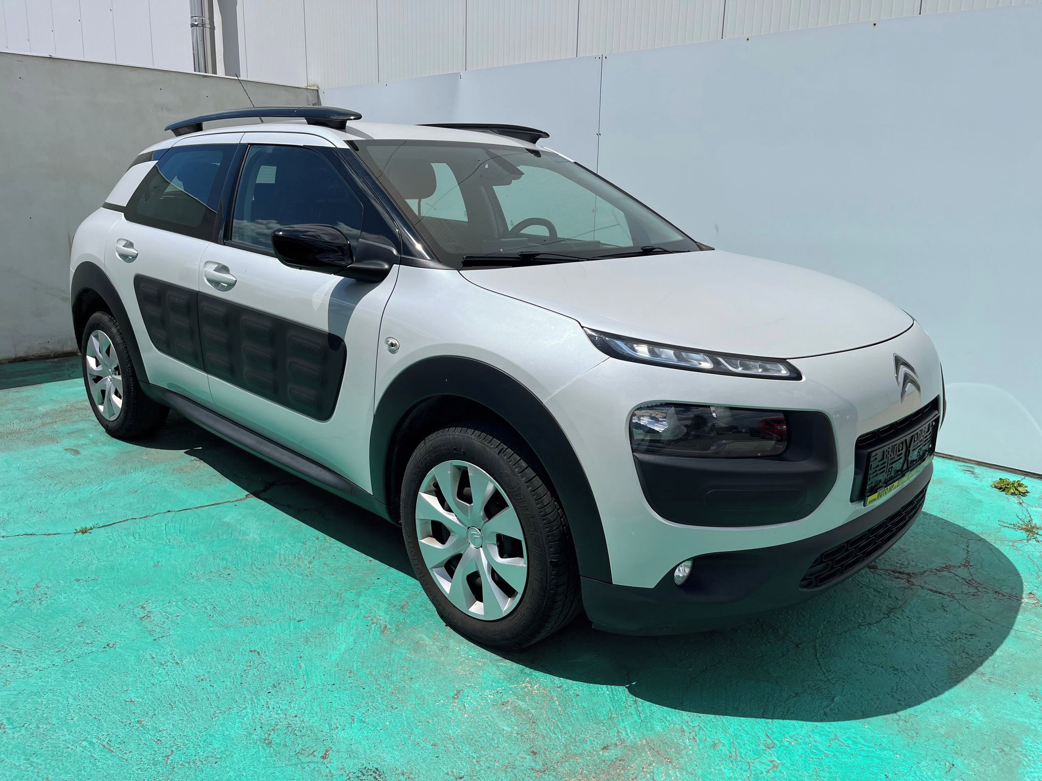 Citroën C4 Cactus, 1.2, 60kW, Klima, Navi