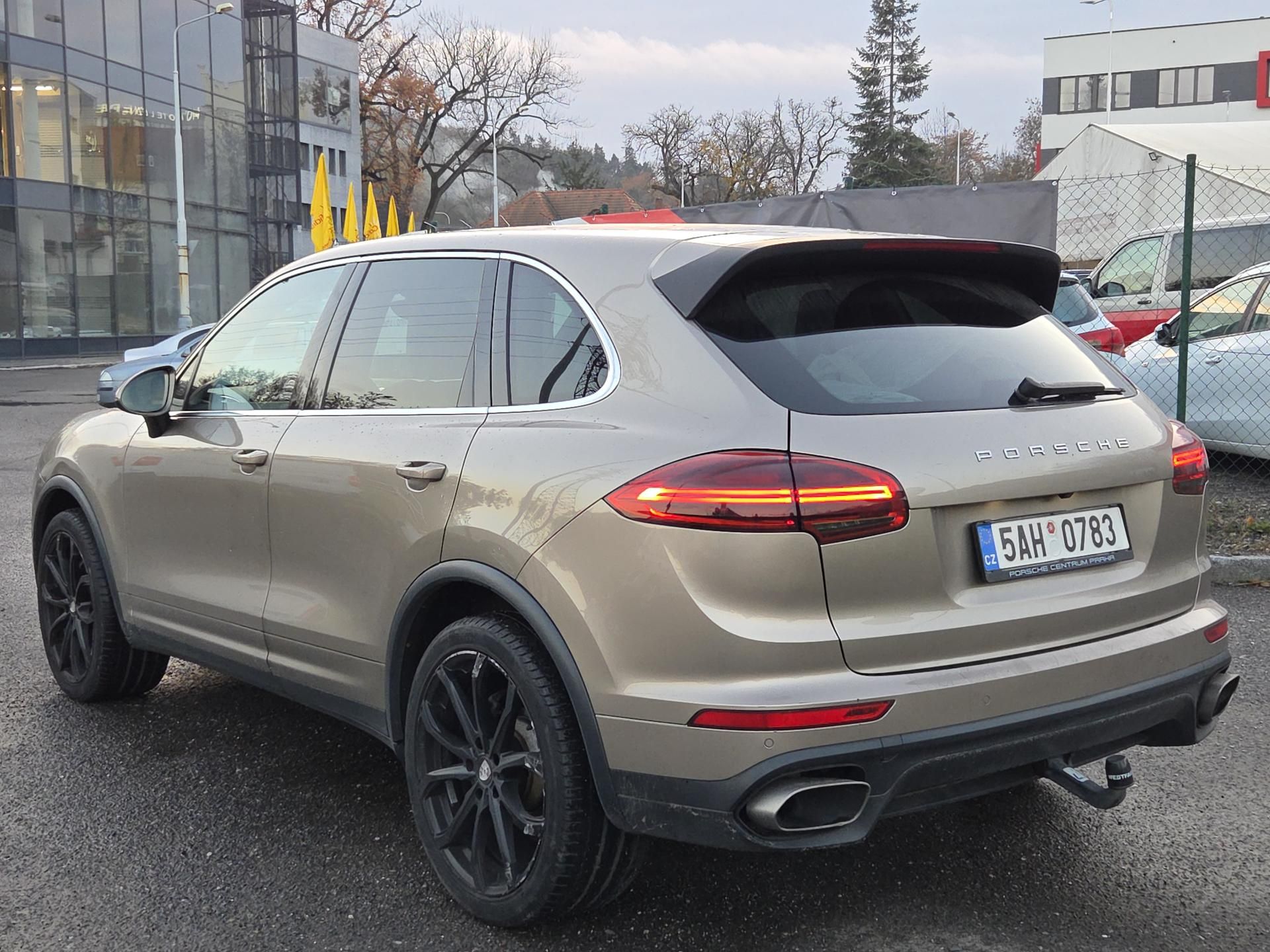 Porsche Cayenne, na splátky všem od 10%akontace - fotka 6