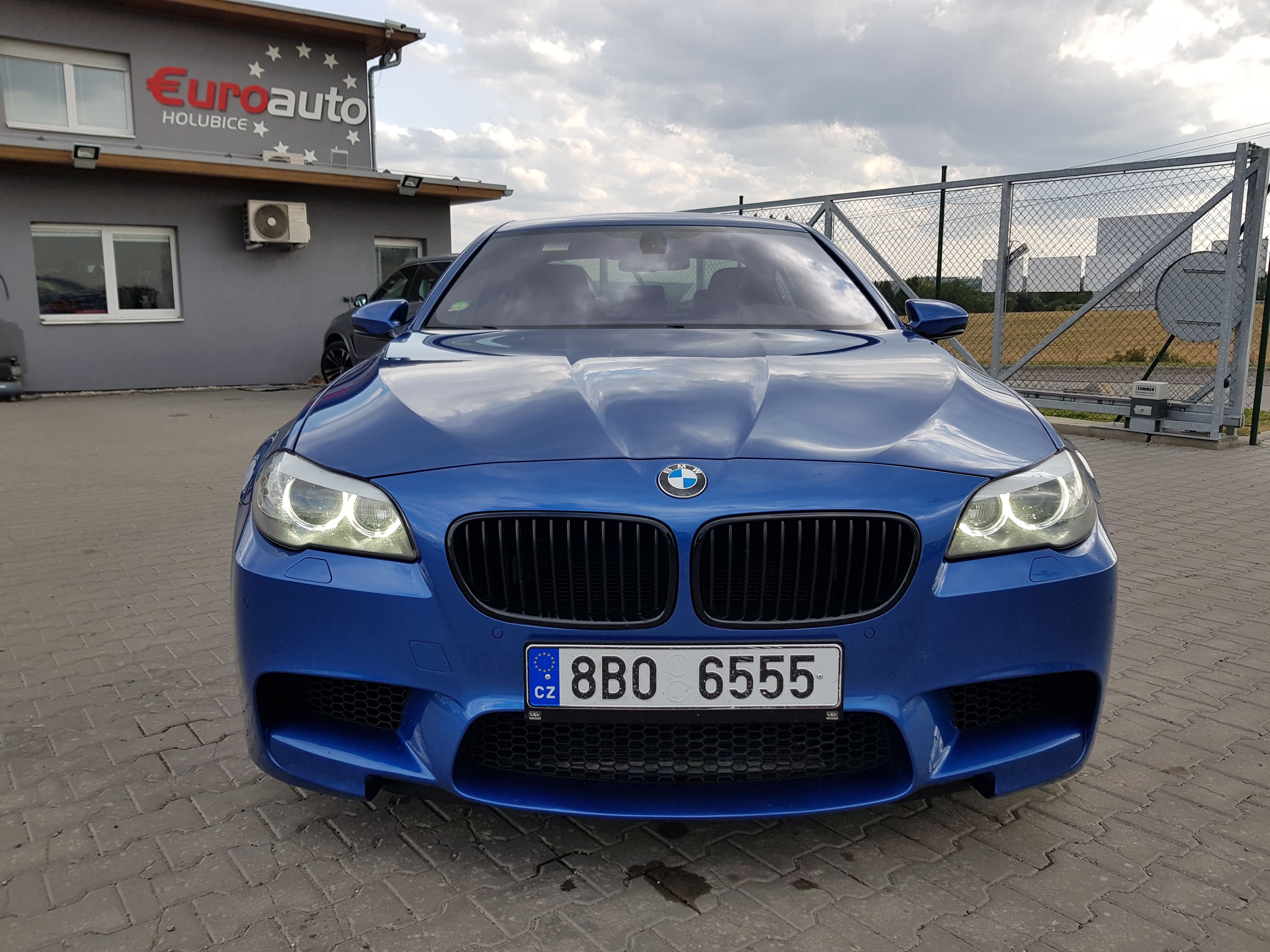 BMW M5 - fotka 2