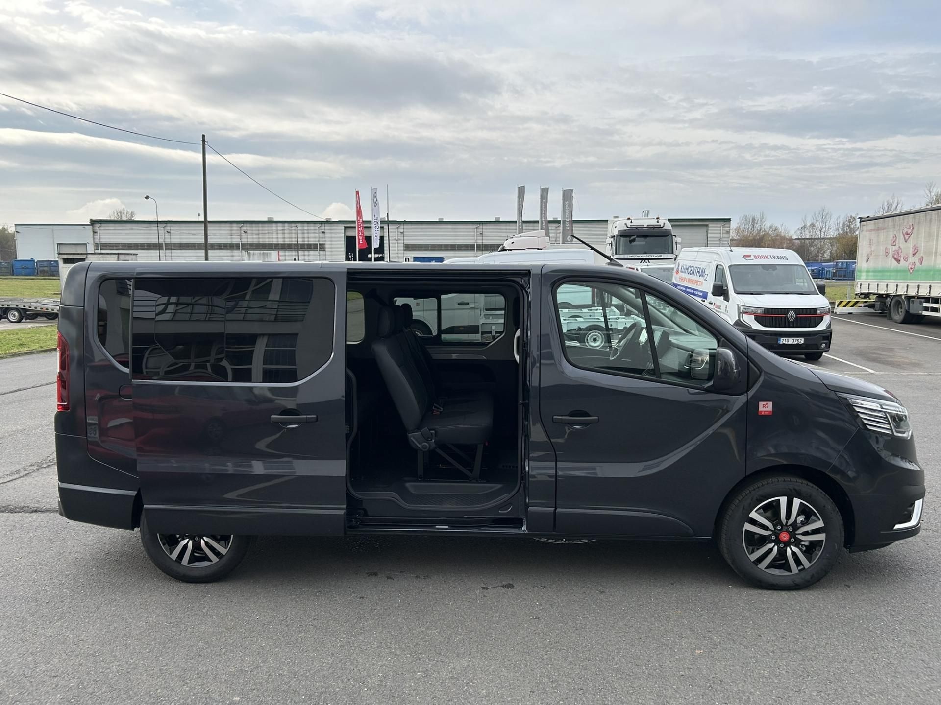 Renault Trafic, COMBI L2H1 170k AT9 RED 8 MÍST - fotka 4
