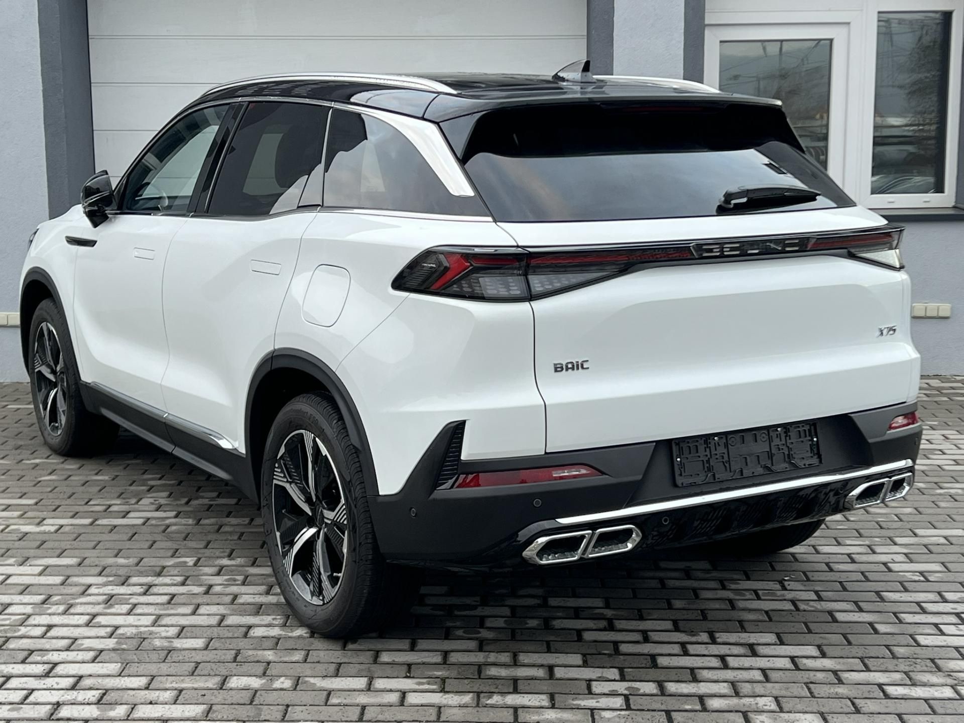 BAIC Beijing X75, 1.5T 130KW AUTOMAT MAX.VÝBAVA - fotka 3
