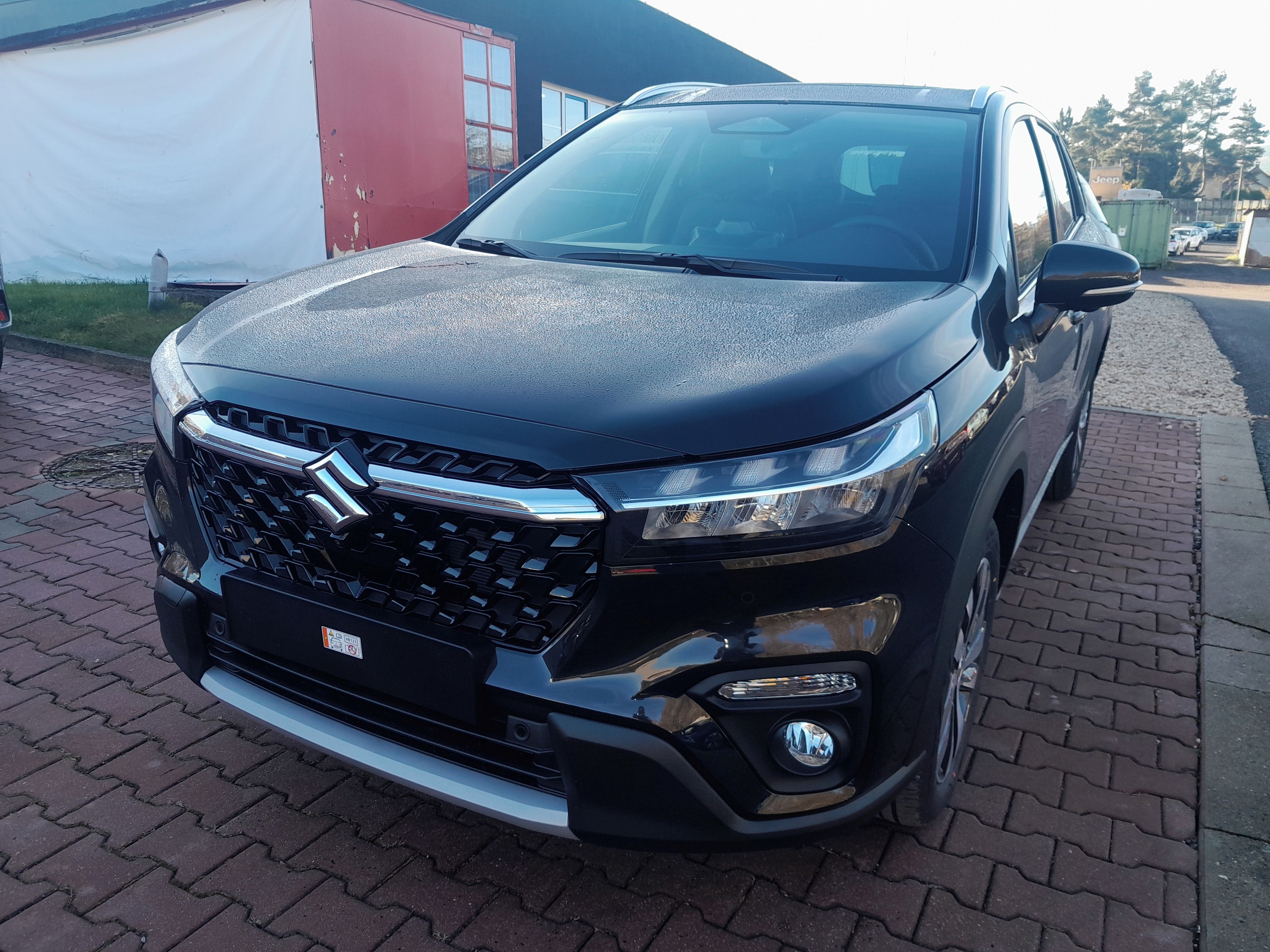 Suzuki S-Cross, 1,4 ELEGANCE 4x4 PANORAMA - fotka 2