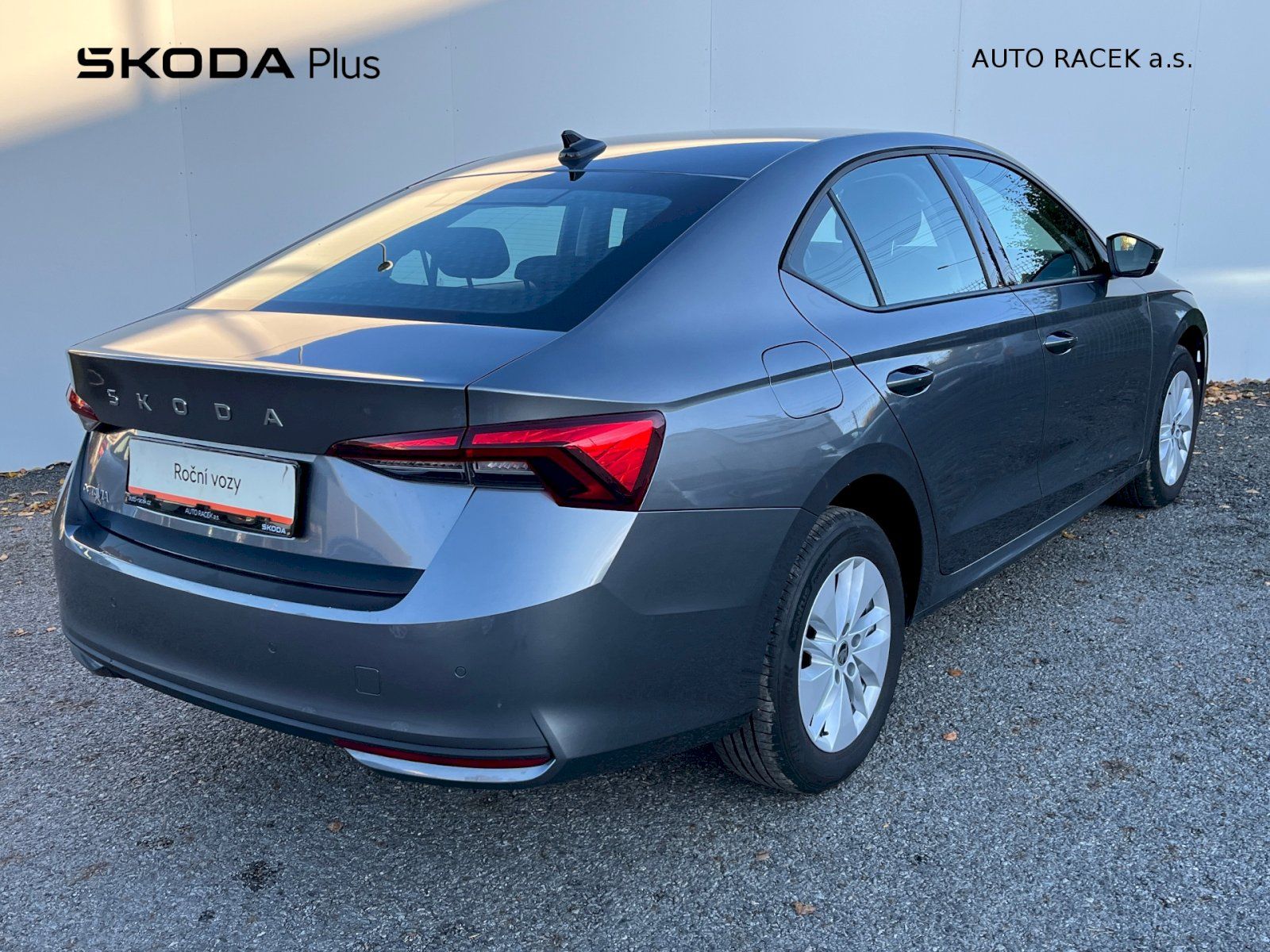 Škoda Octavia, 2.0 TDI 85kW Selection - fotka 2