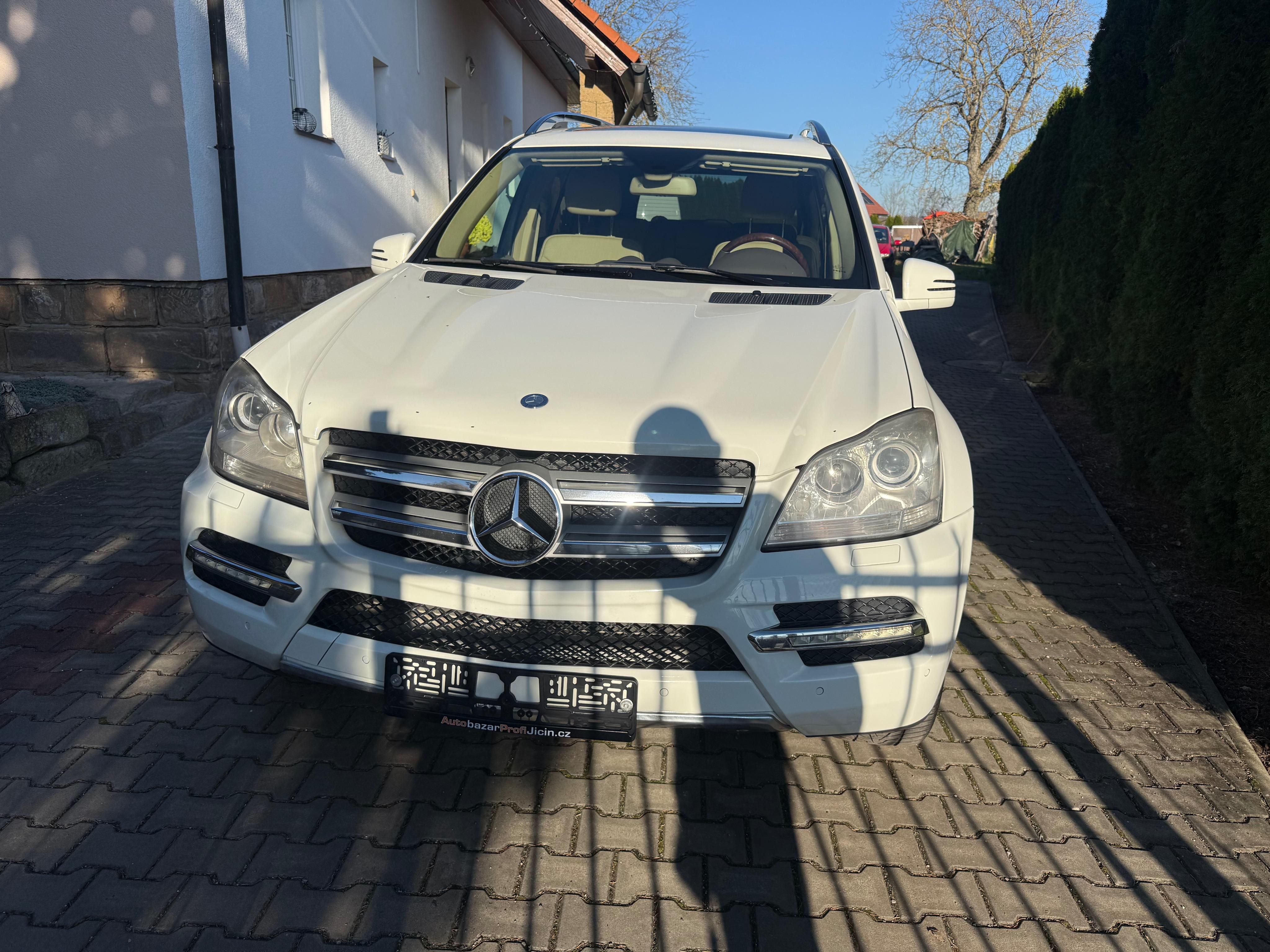 Mercedes-Benz GL, 450i /250kw  4x4 7 Míst Tažné - fotka 3