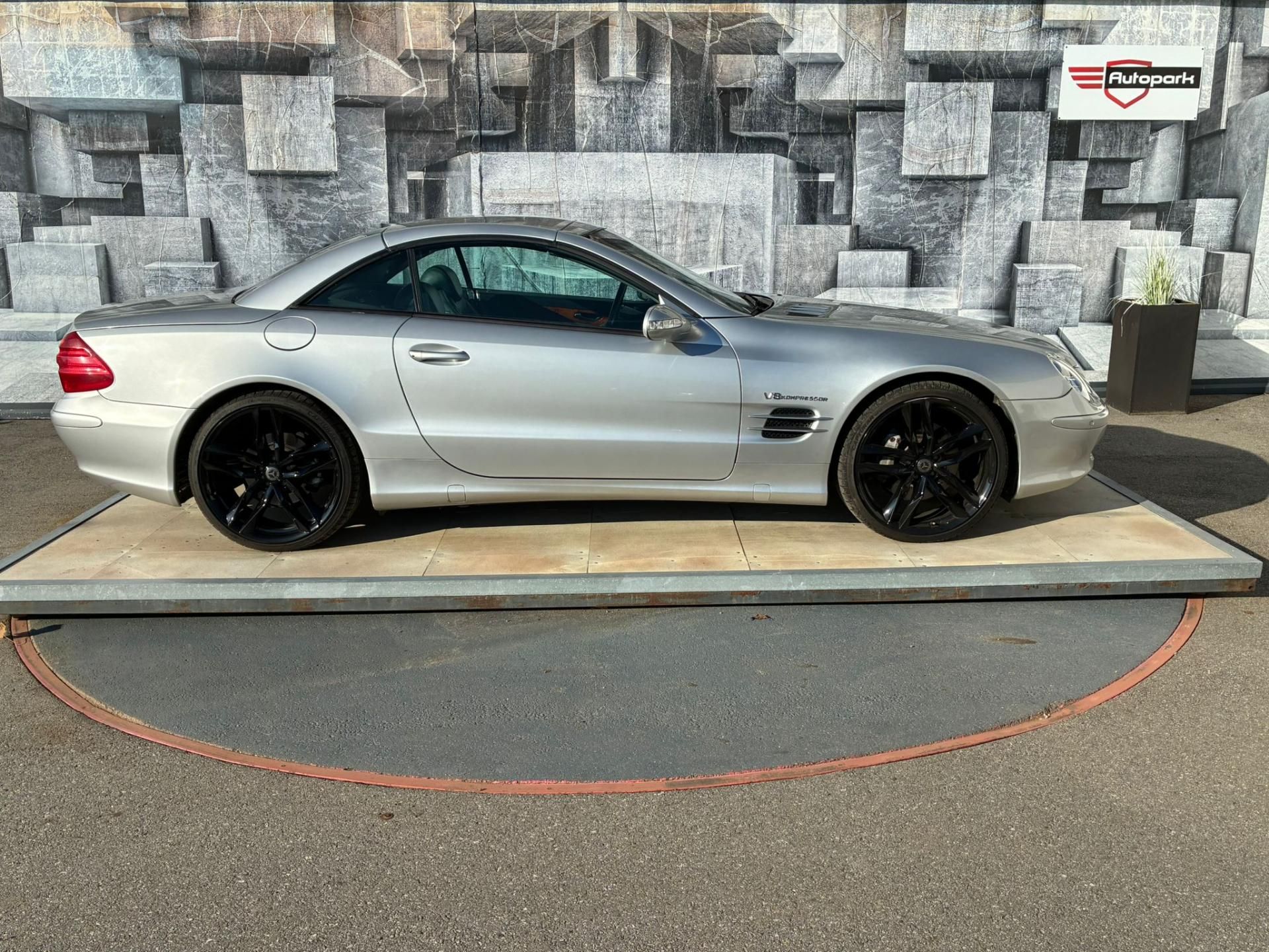 Mercedes-Benz SL, 5.0 V8, 225KW - fotka 4